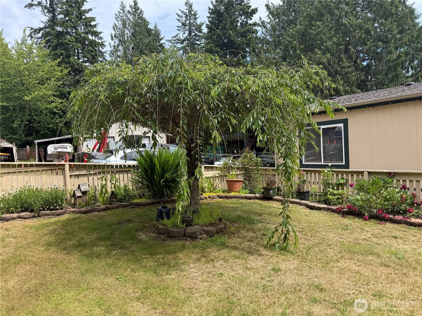 Property photo for 6533 12th Avenue Nw, Tulalip photo 3
