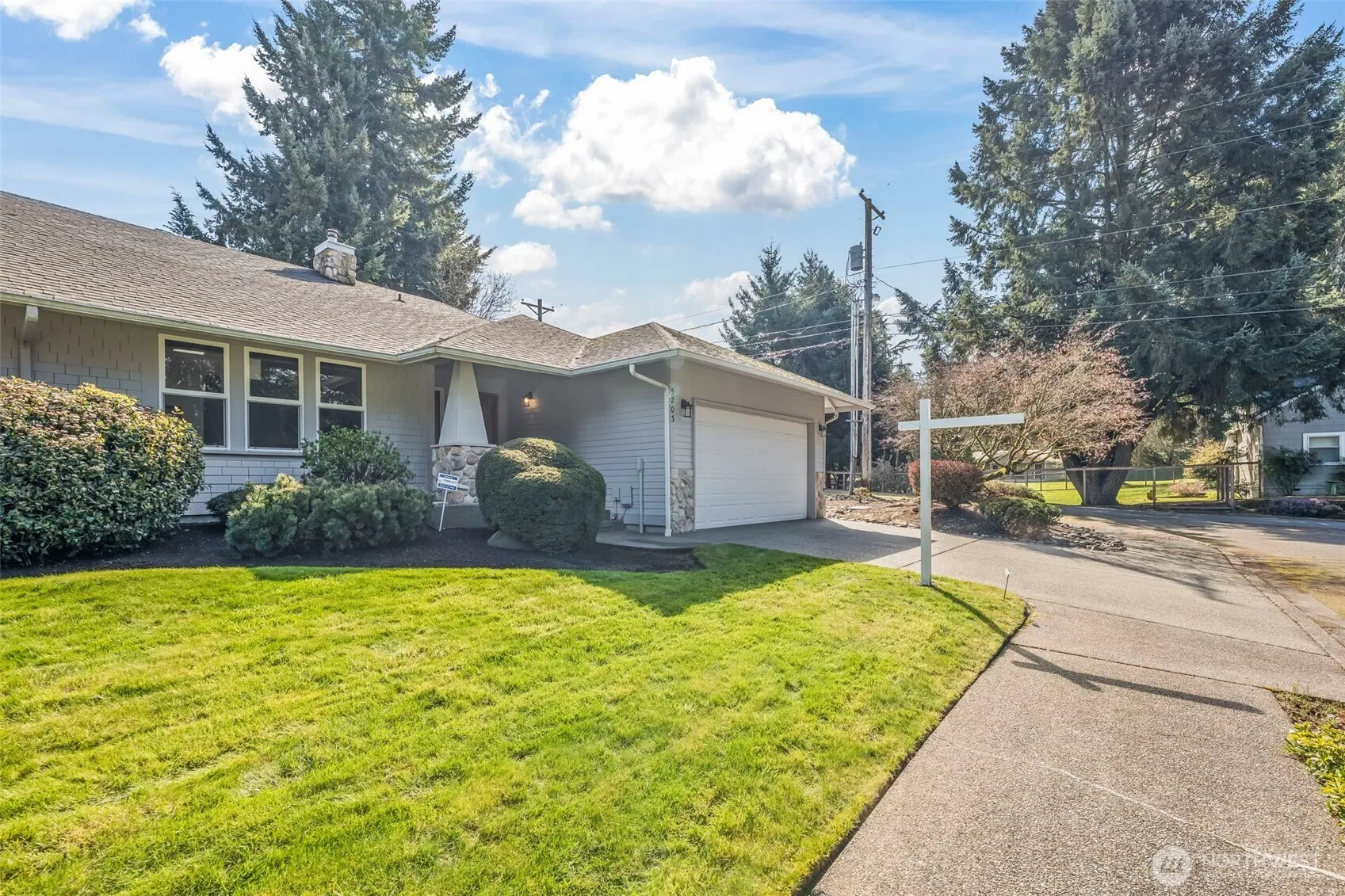 Property photo for 5203 53rd Street W, University Place photo 3
