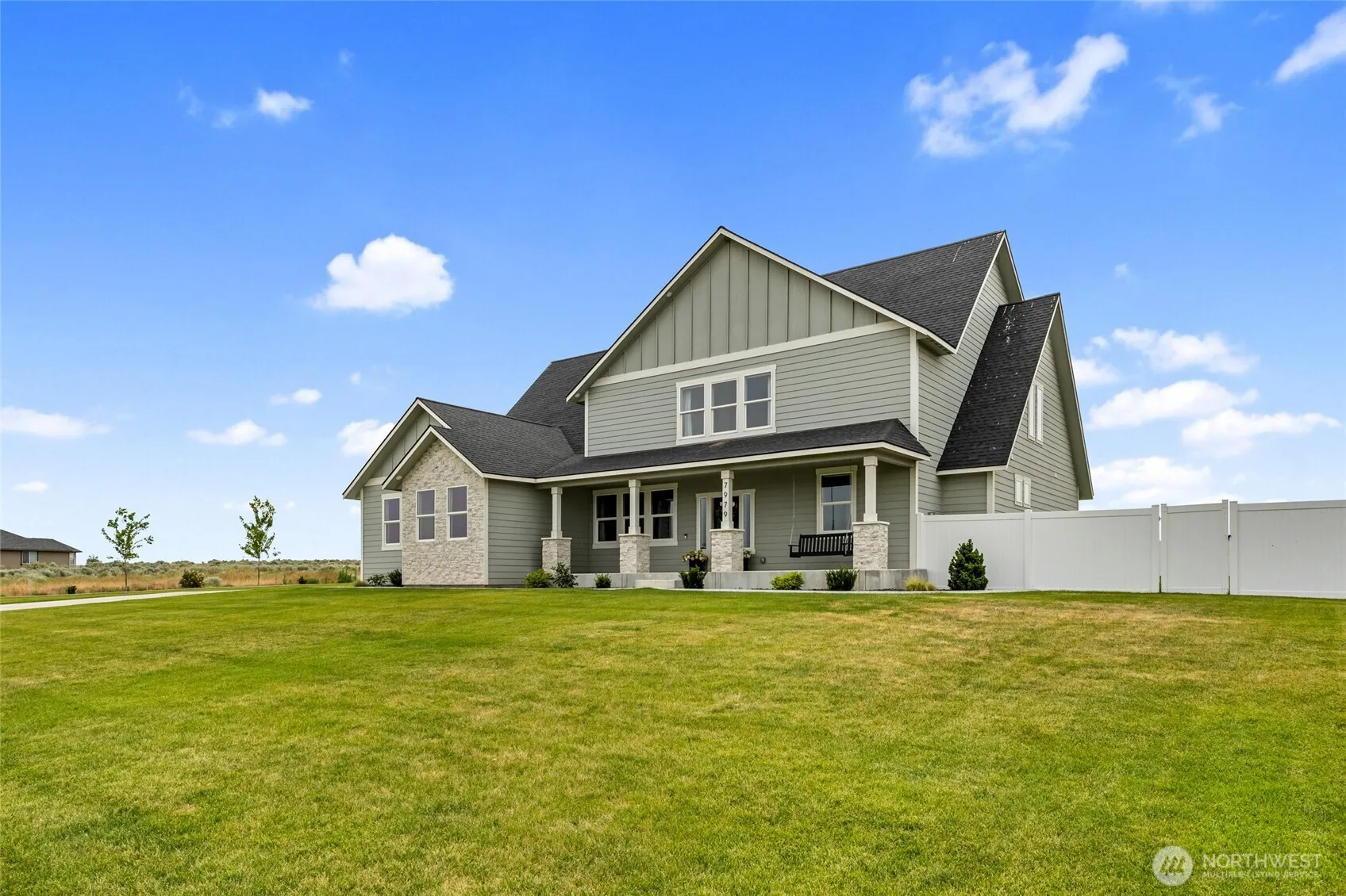 Property photo for 7979 Se Dune Lake Road, Moses Lake photo 2