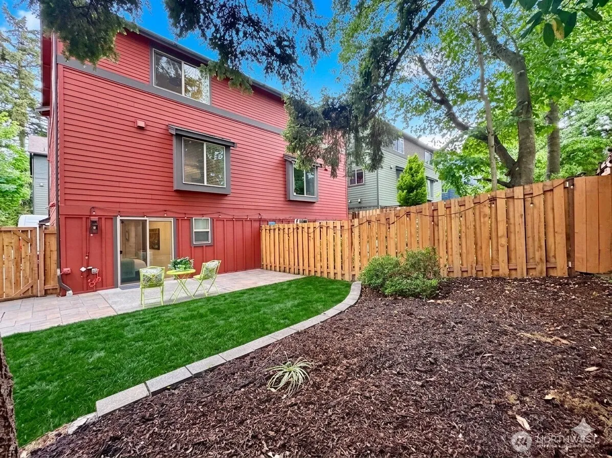 Property photo for 2138 N 113th Street #b, Seattle photo 3