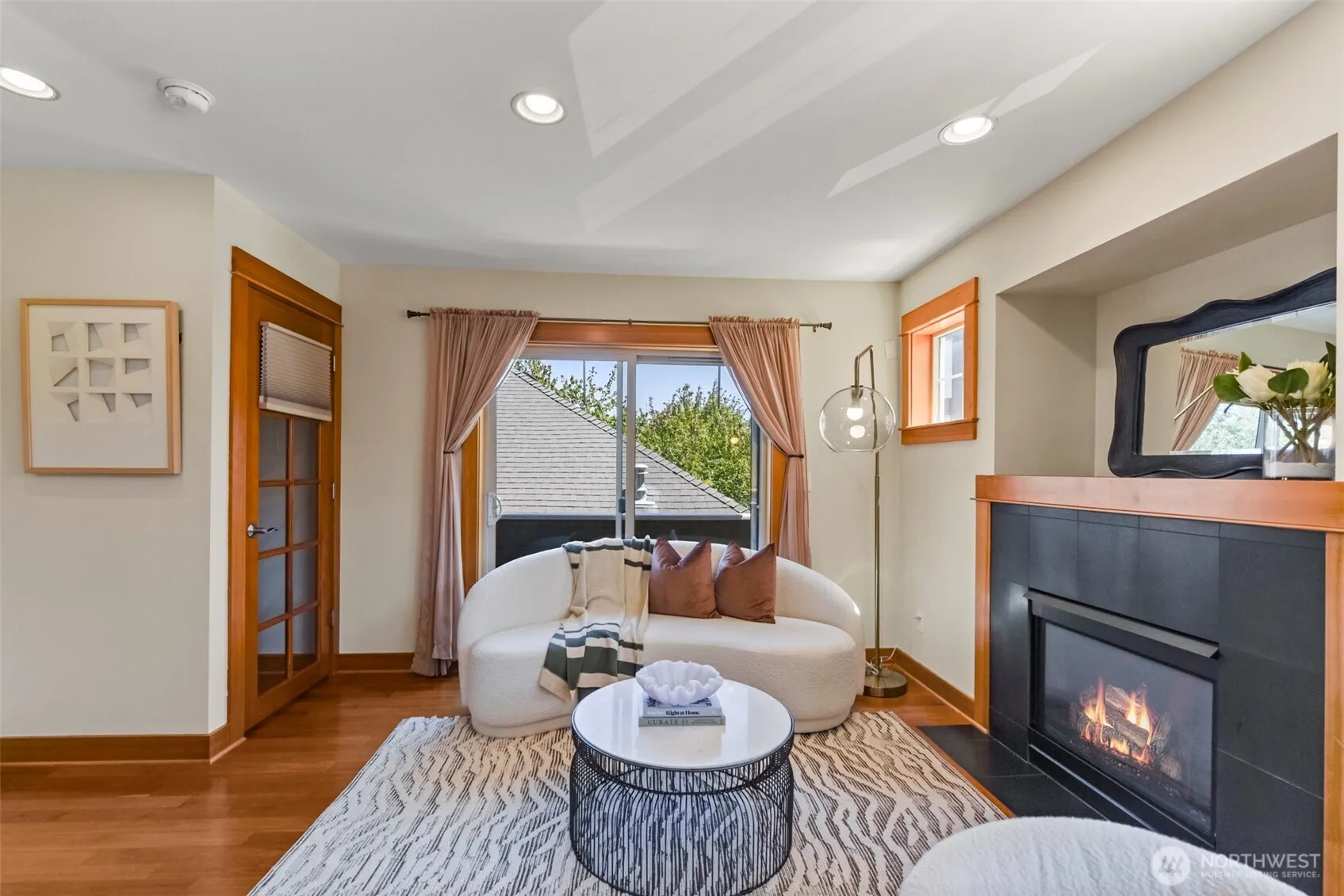 Property photo for 4105 Fremont Avenue N #a, Seattle photo 5