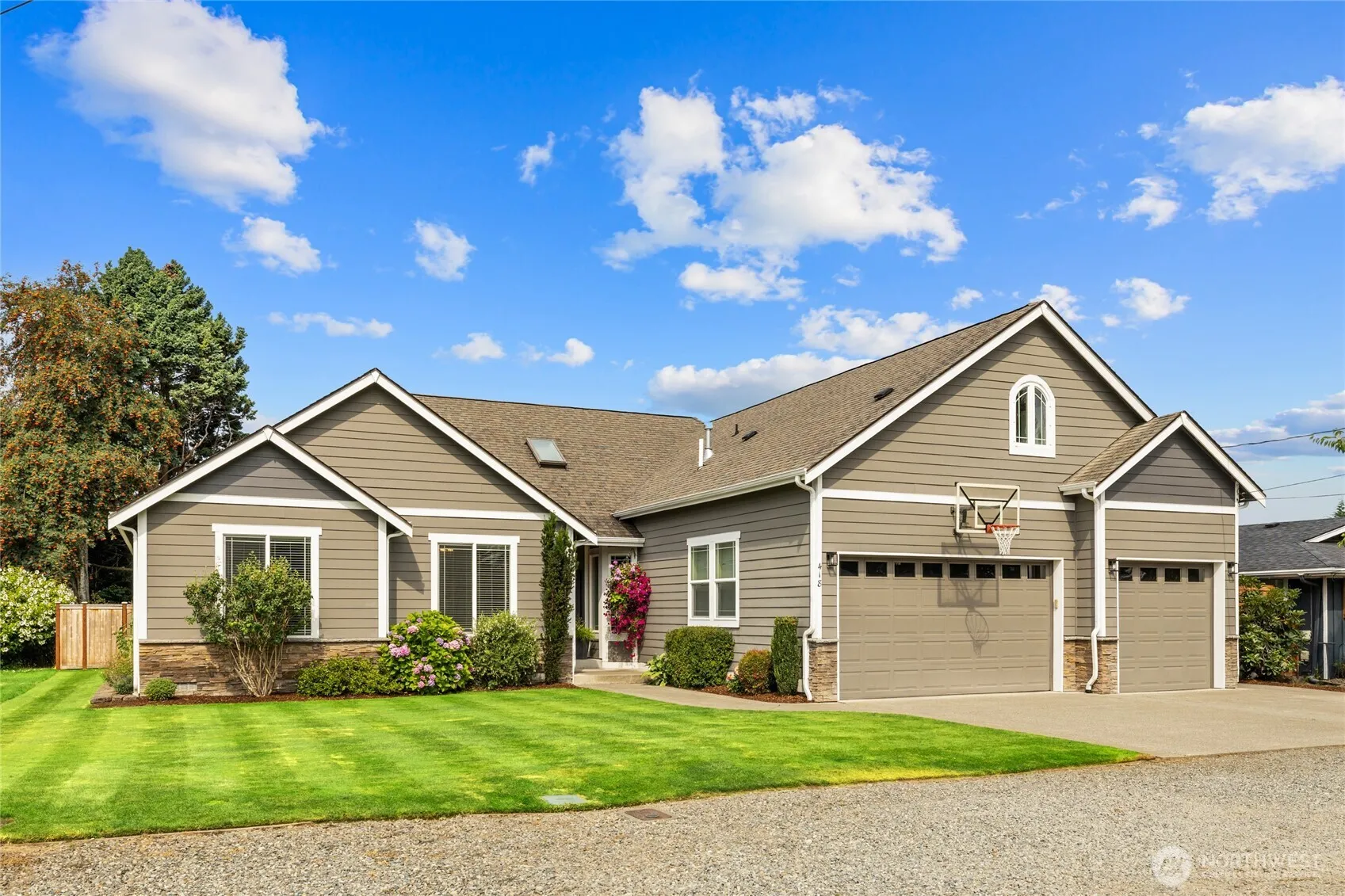 Property photo for 418 20th Street Nw, Puyallup