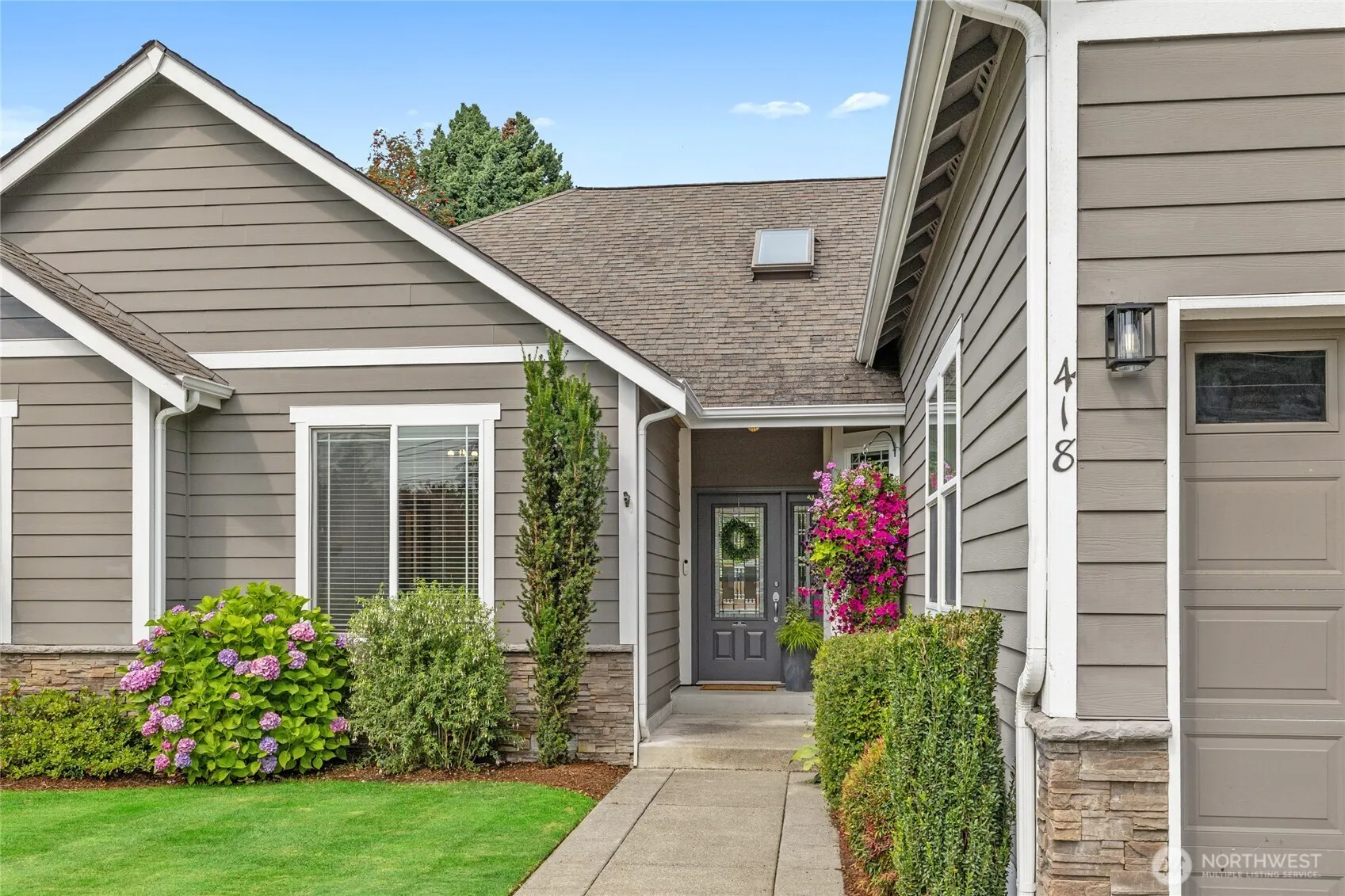Property photo for 418 20th Street Nw, Puyallup photo 2