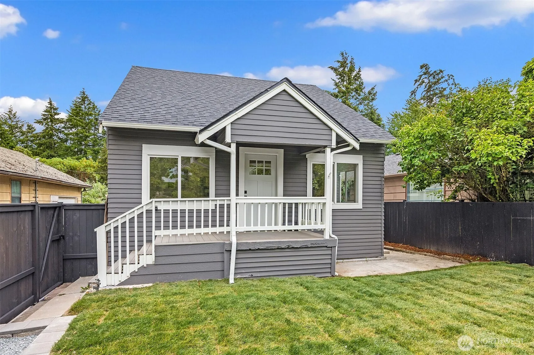Property photo for 5040 35th Avenue Sw, Seattle