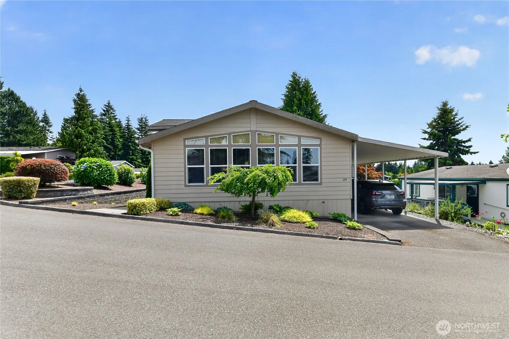 Property photo for 1427 100th Street Sw #129, Everett photo 3