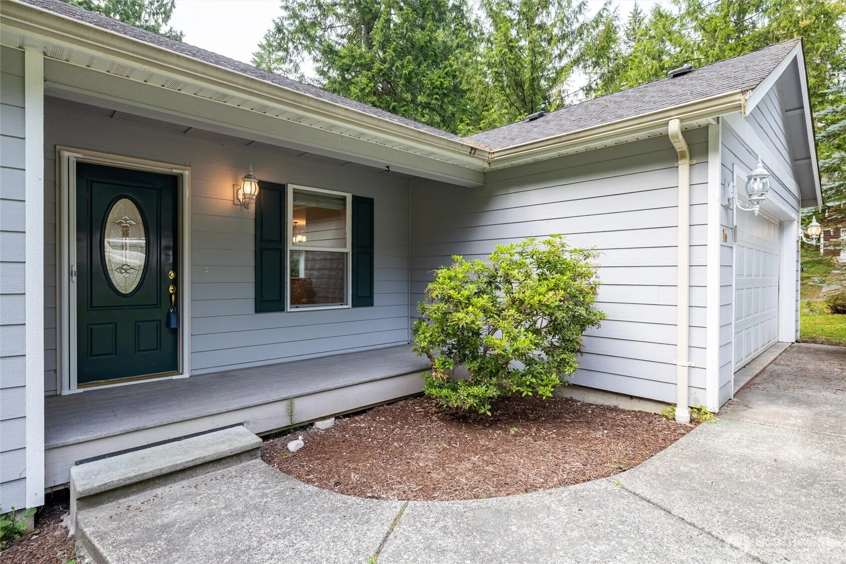 Property photo for 16 Rocky Ridge Drive, Bellingham photo 2