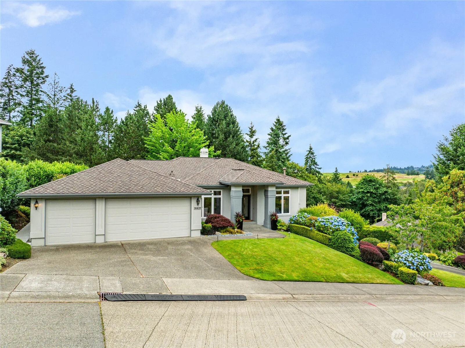 Property photo for 14420 Se 84th Street, Newcastle photo 2