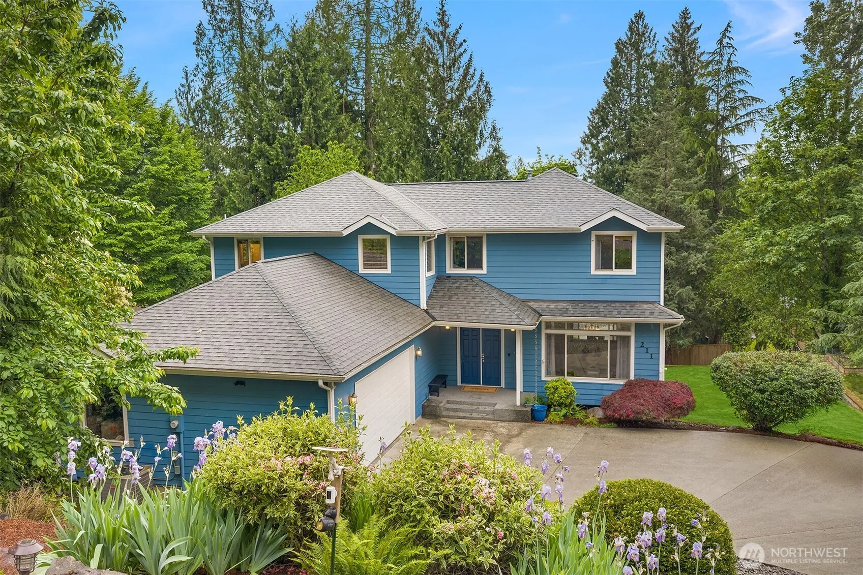 Property photo for 211 210th Avenue Ne, Sammamish