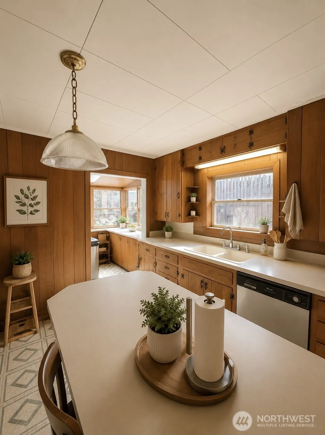 Property photo for 11545 N Park Avenue N, Seattle photo 4