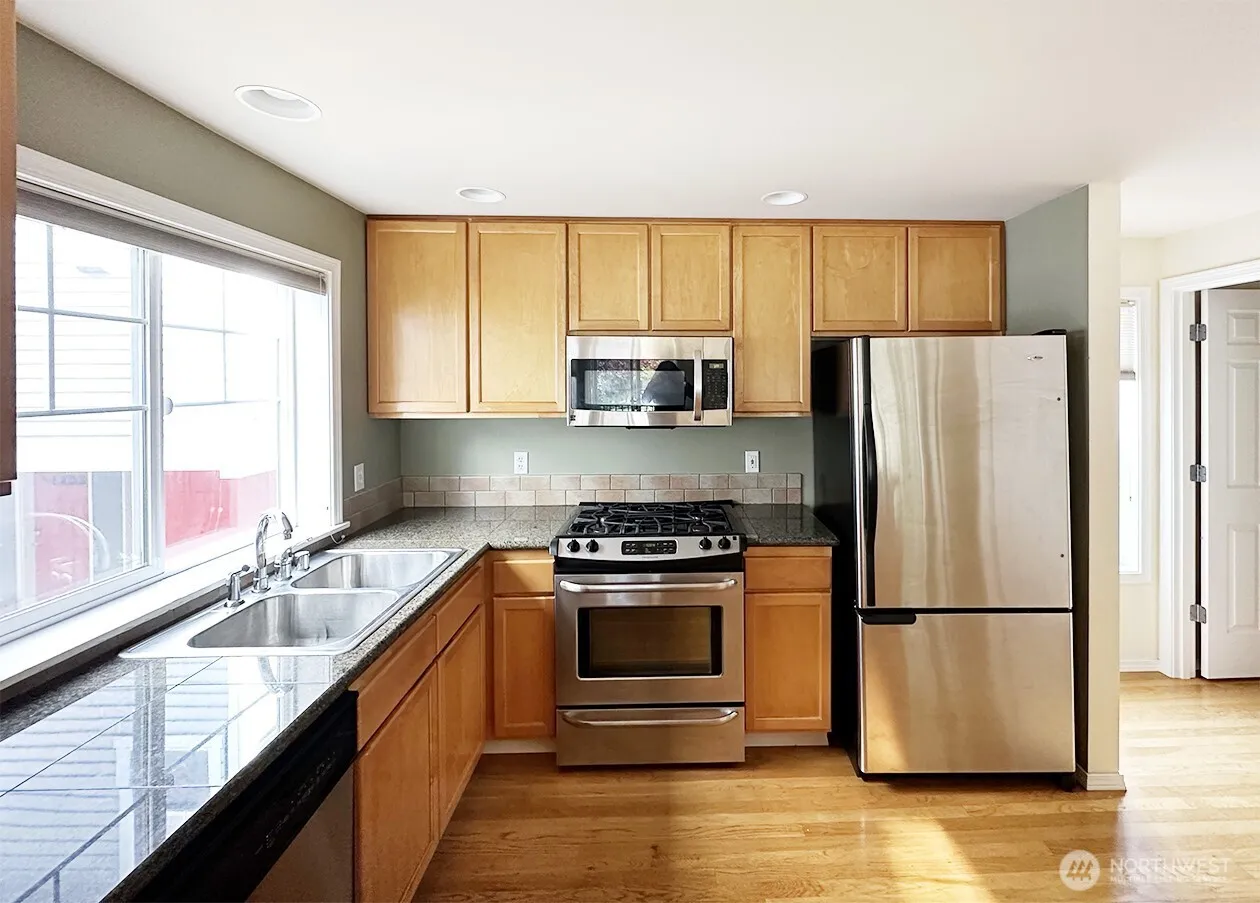 Property photo for 2645 Nw 57th Street #a, Seattle photo 5