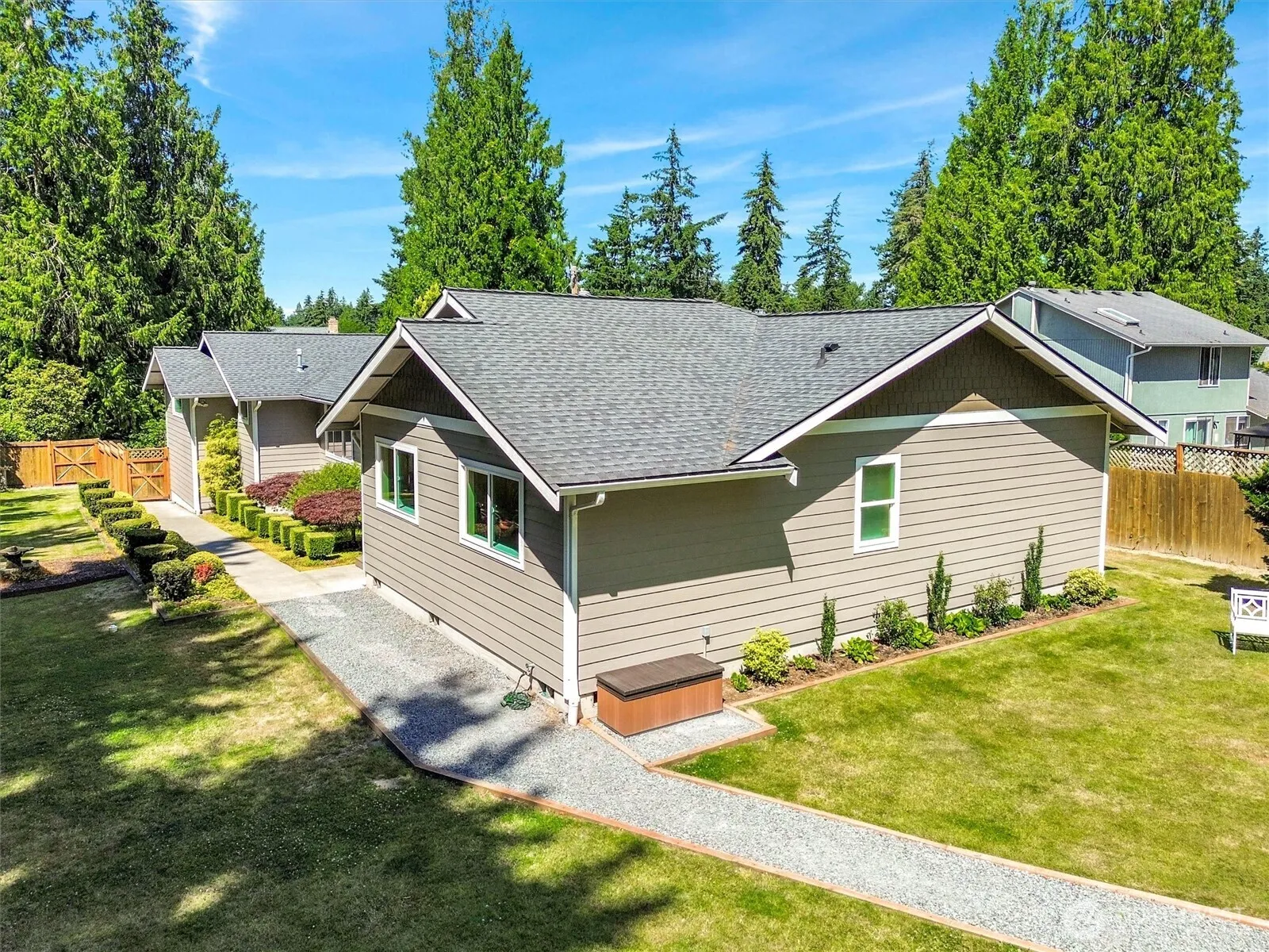 Property photo for 10803 62nd Avenue E, Puyallup photo 3