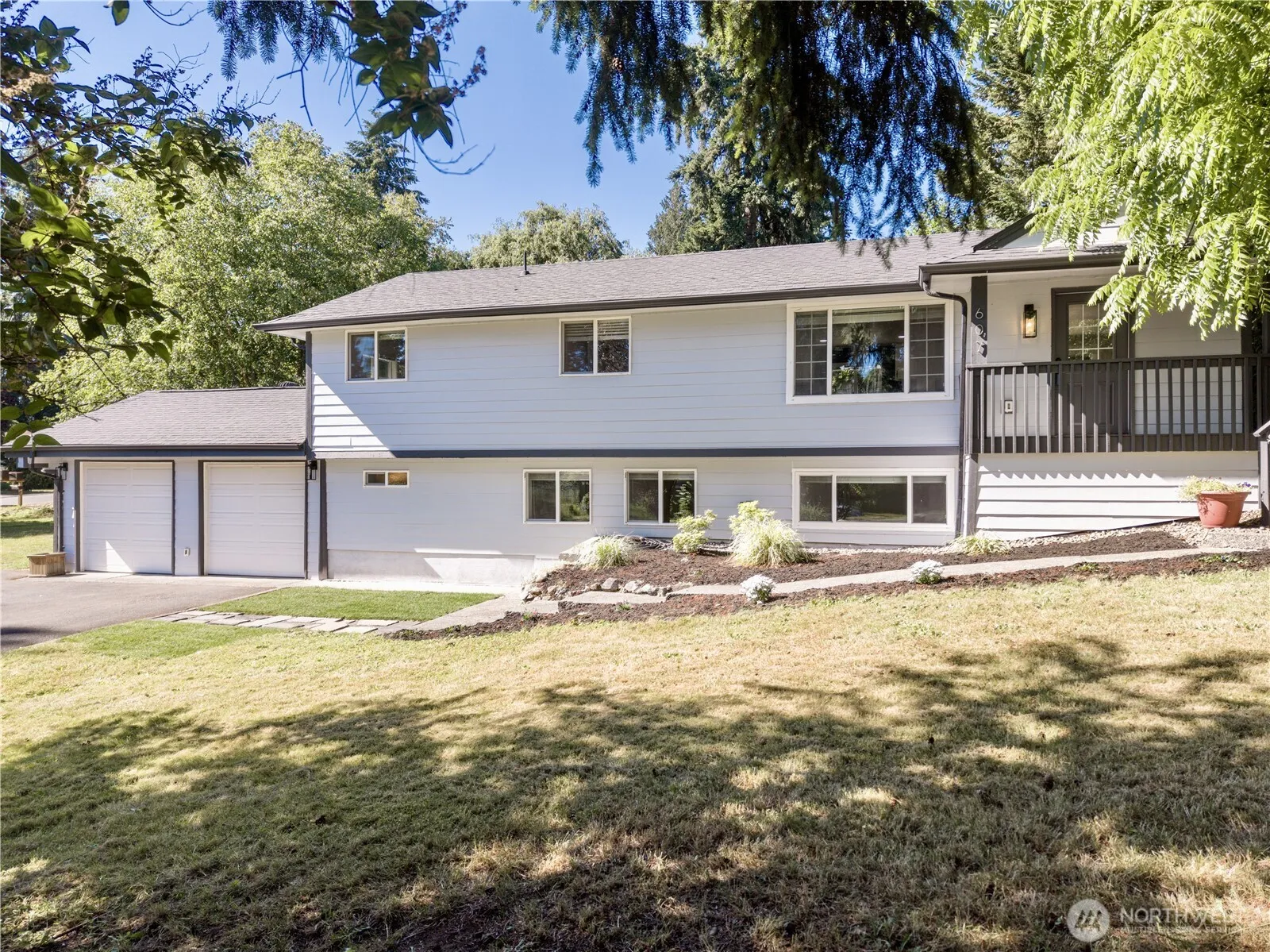Property photo for 607 244th Street Sw, Bothell