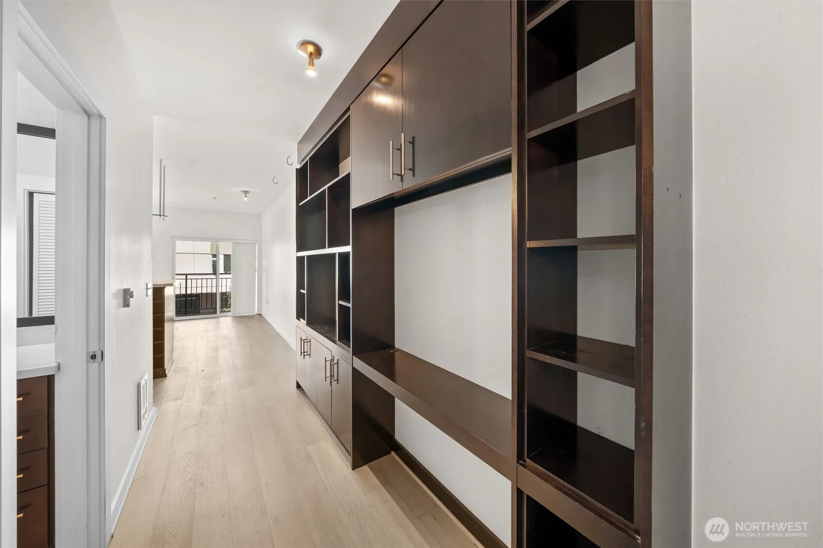 Property photo for 1026 Ne 65th Street #c420, Seattle photo 5