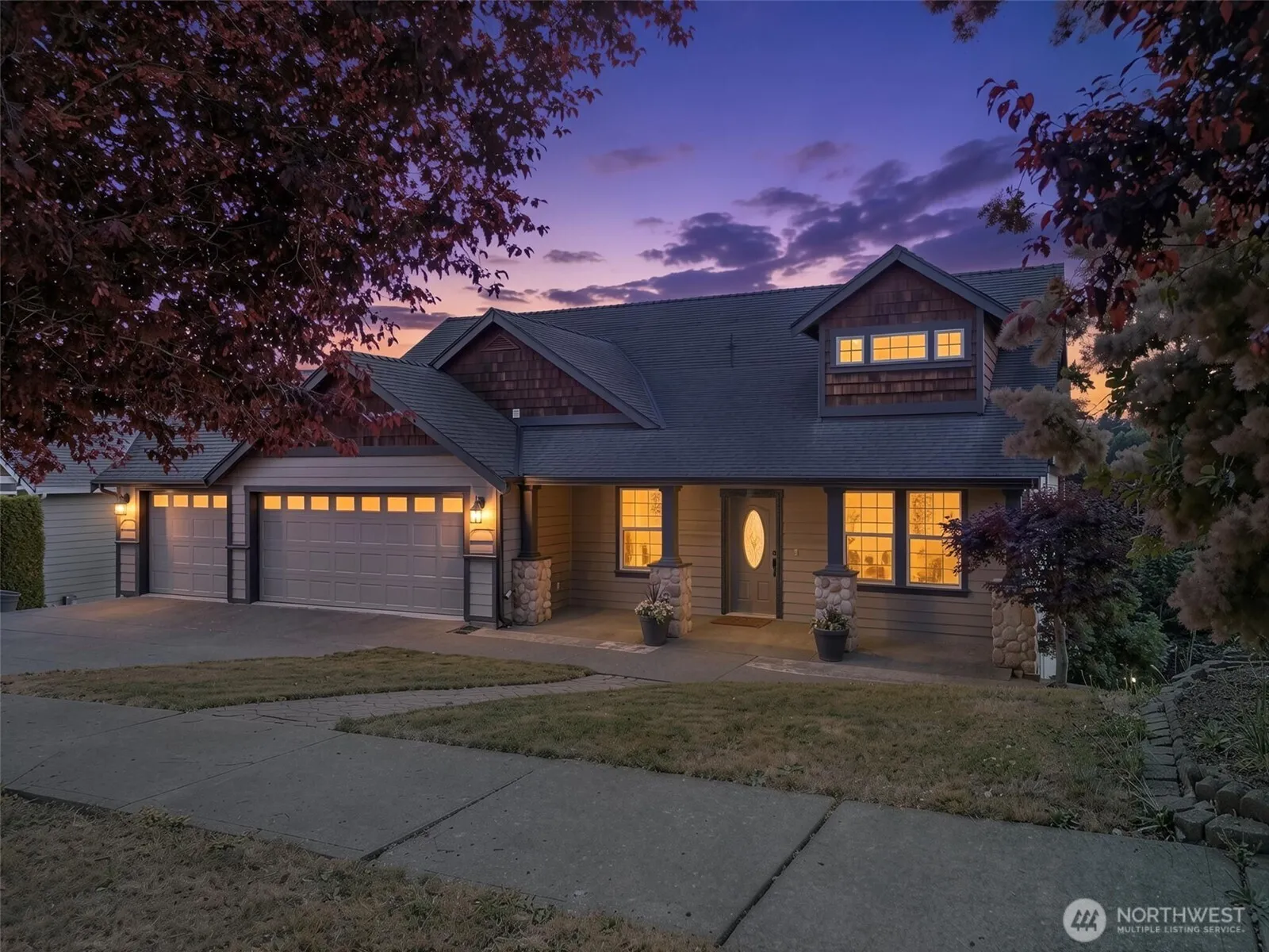Property photo for 2110 26th Place Se, Puyallup