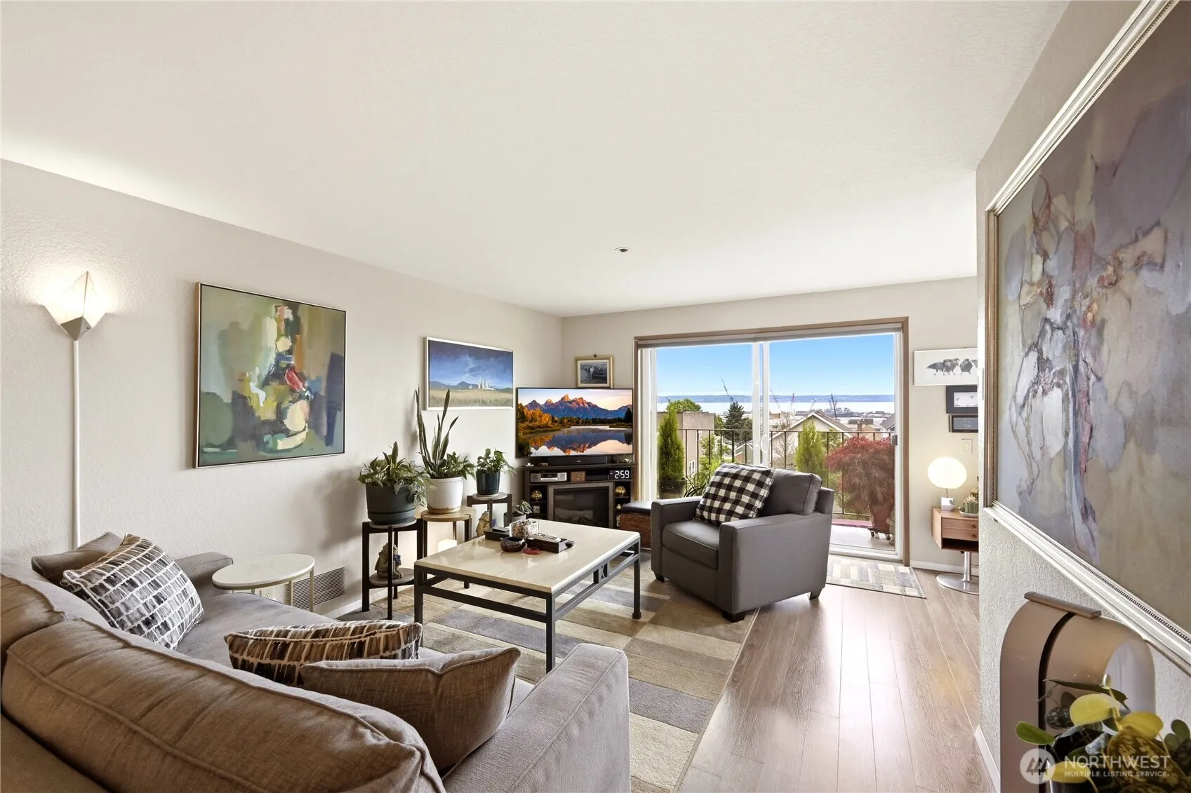 Property photo for 2619 Rucker Avenue #6, Everett photo 4