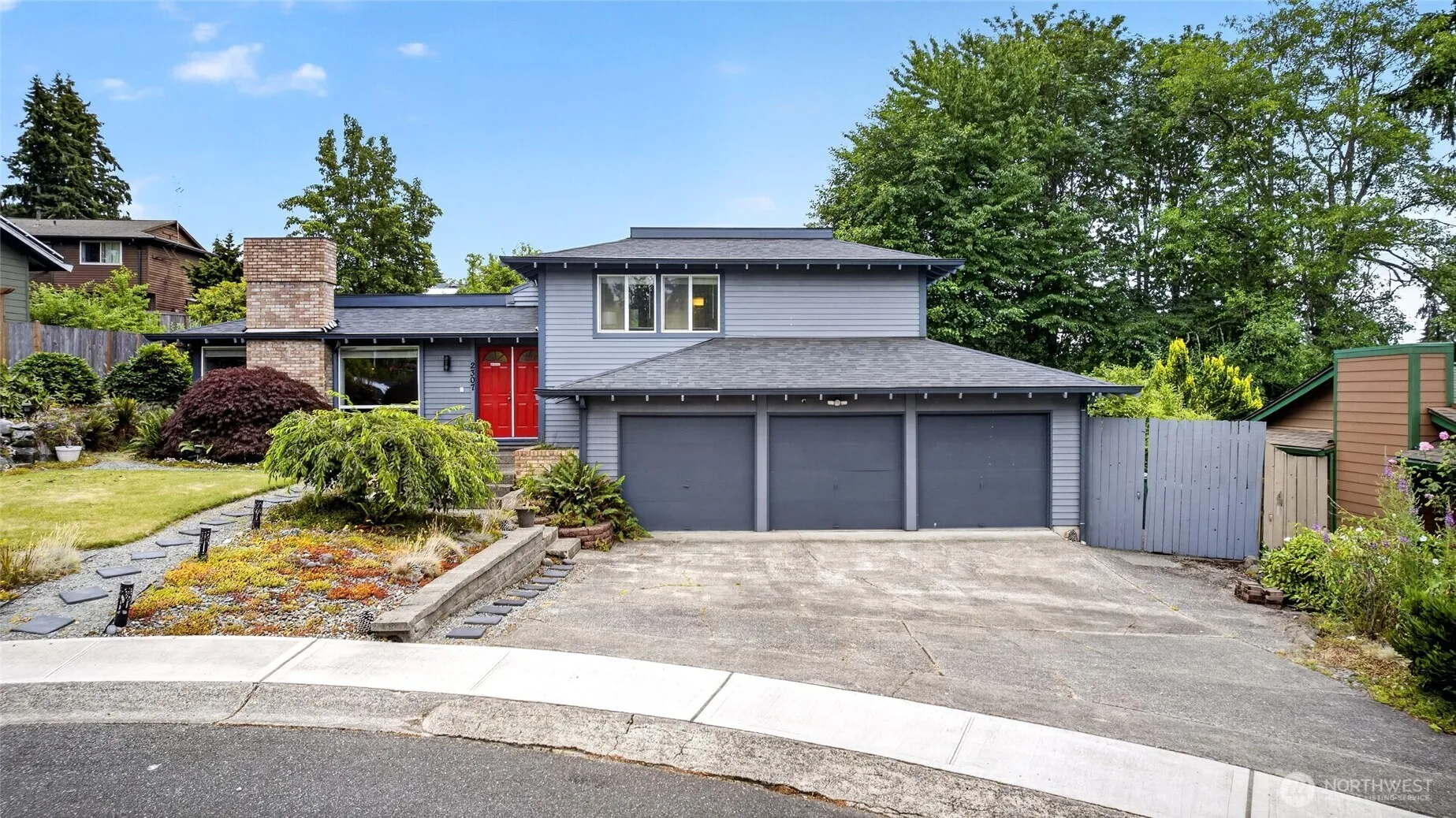 Property photo for 2307 Sw 323rd St, Federal Way
