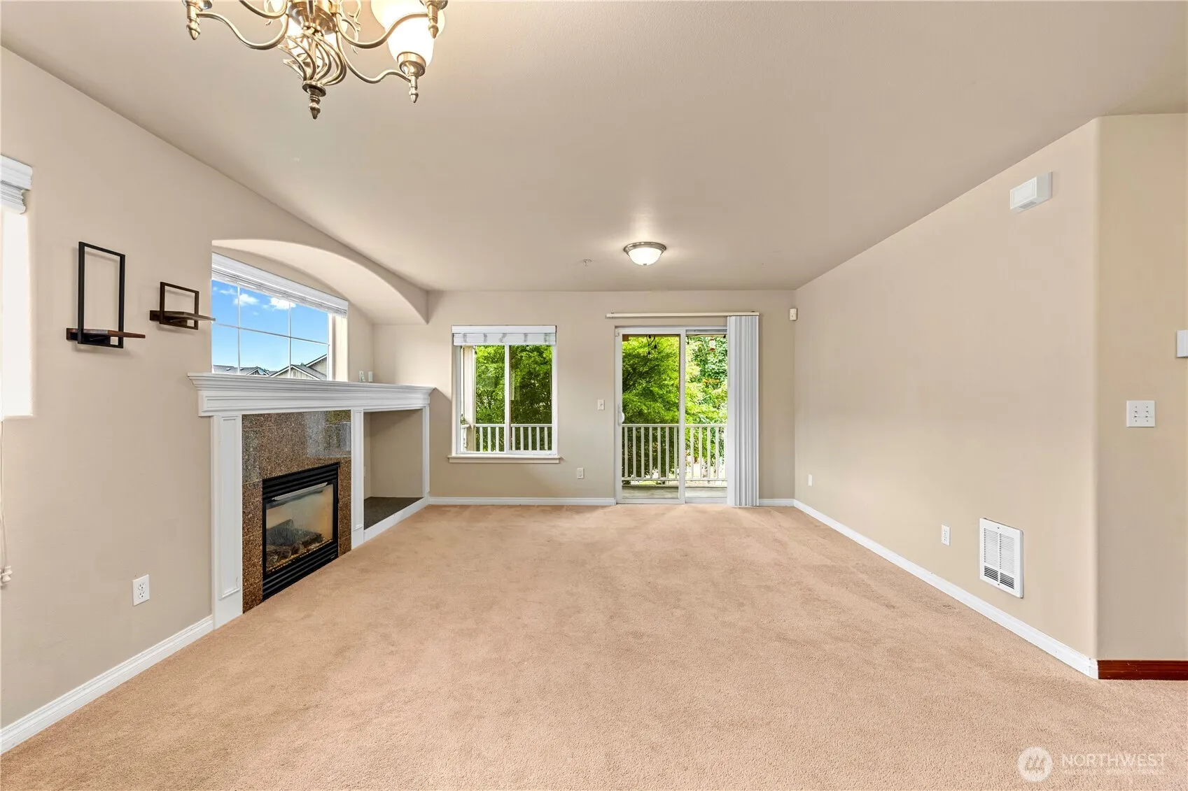 Property photo for 14611 50th Avenue Ne, Marysville photo 5