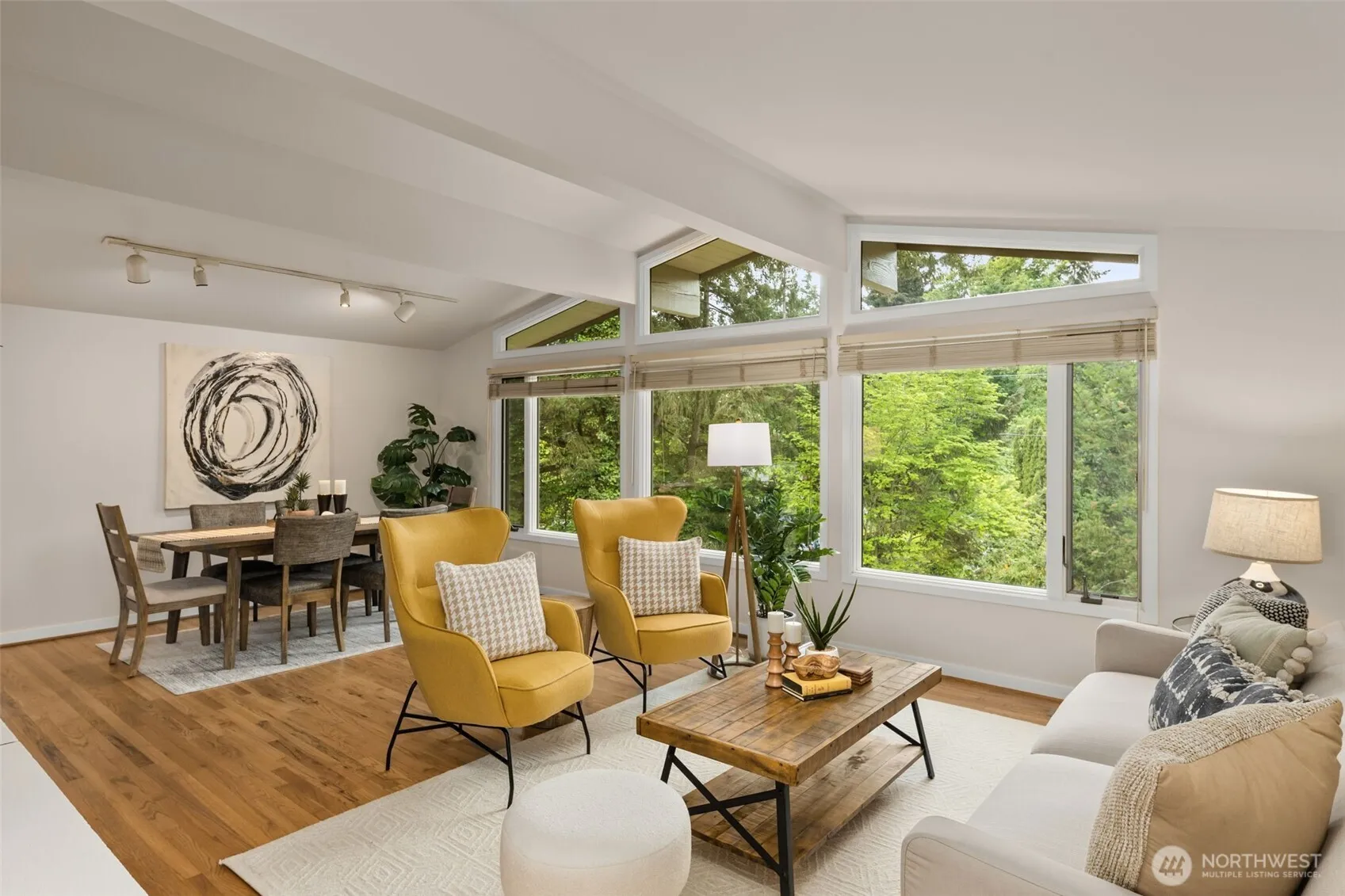 Property photo for 8805 Se 39th Street, Mercer Island photo 3