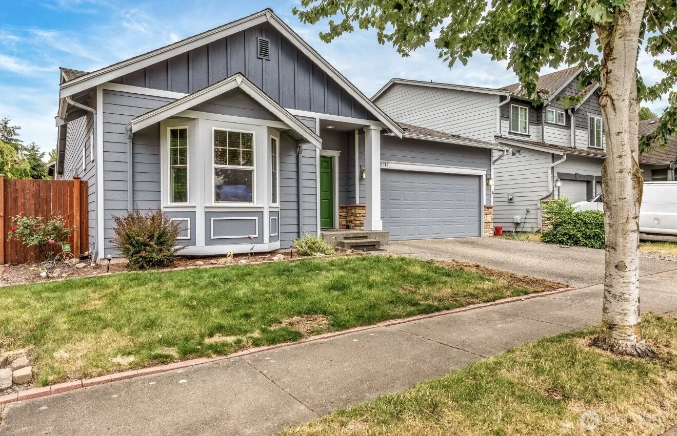 Property photo for 11703 55th Avenue Ne, Marysville photo 2