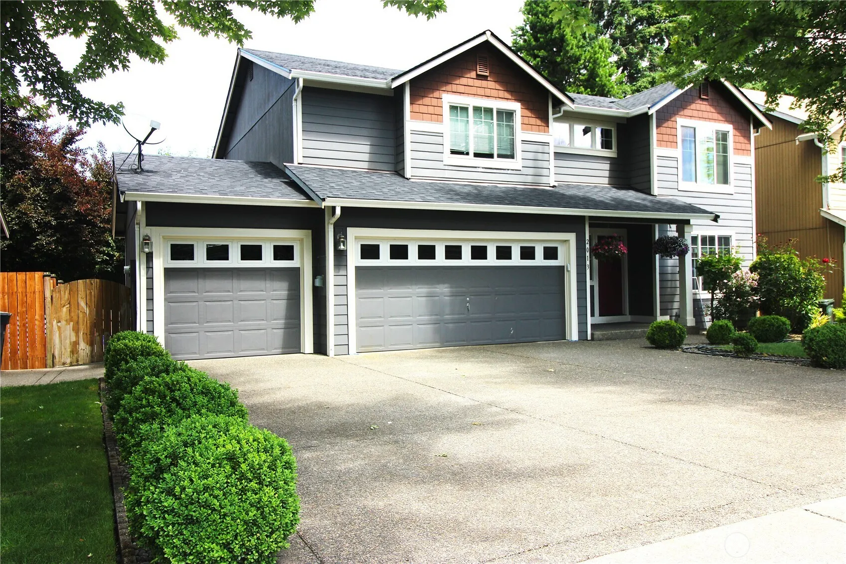 Property photo for 2013 103 Street E, Tacoma
