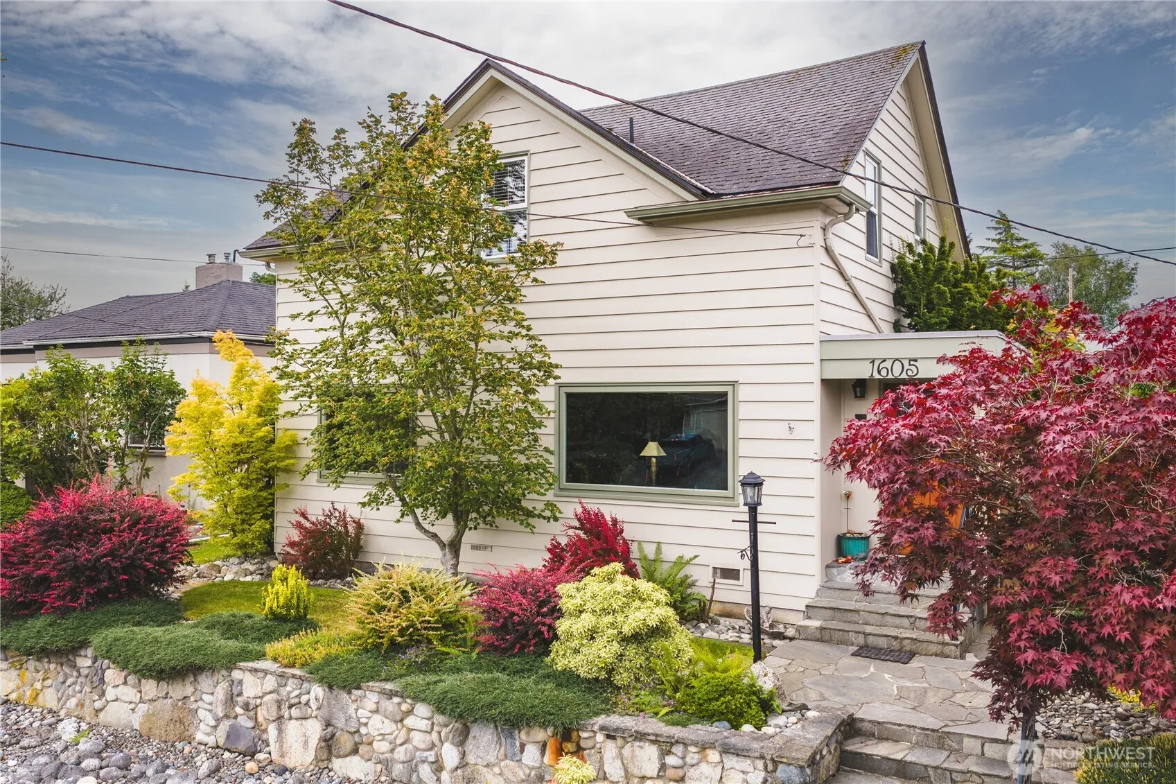 Property photo for 1605 9th Street, Anacortes