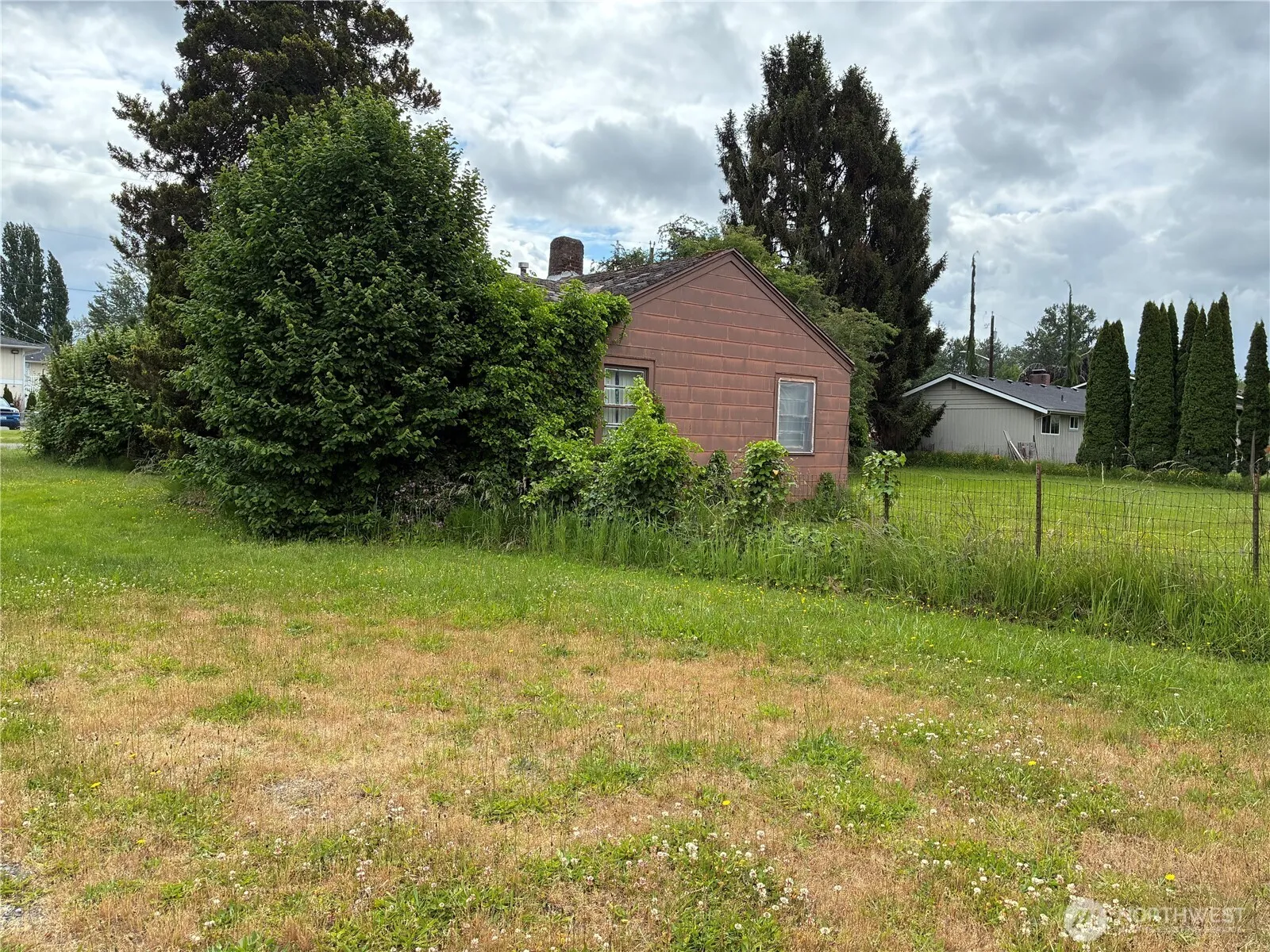 Property photo for 1820 E College Way, Mount Vernon photo 5