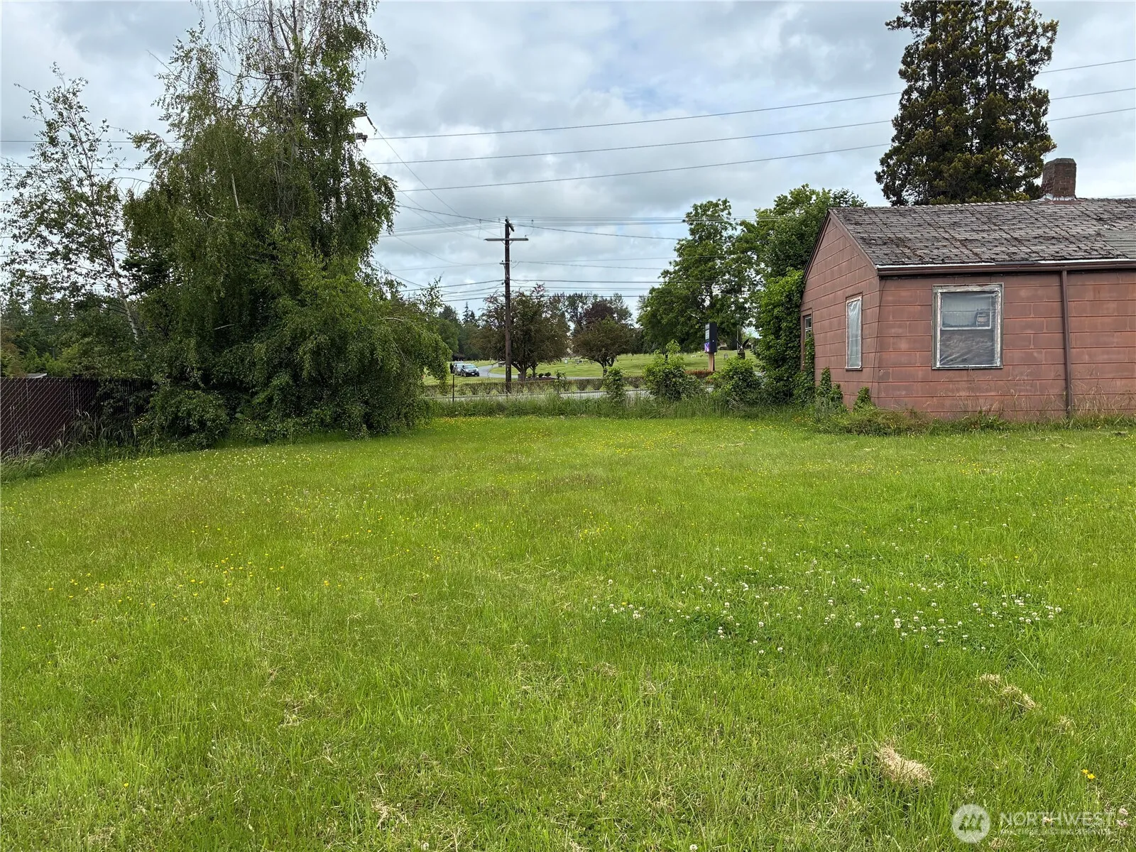 Property photo for 1820 E College Way, Mount Vernon