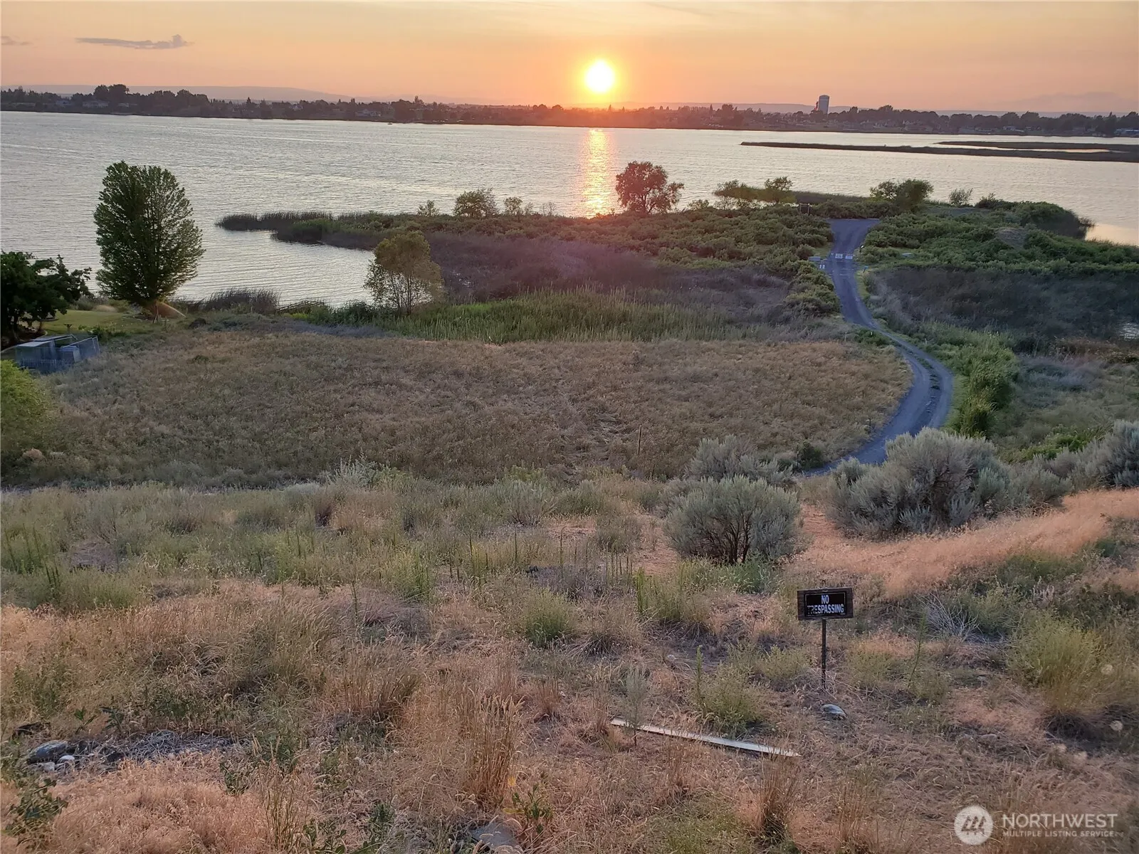Property photo for 9130 Se Goodrich Road, Moses Lake photo 2