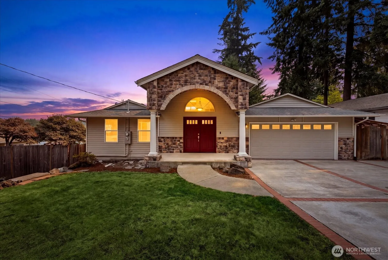 Property photo for 1704 154th Avenue Se, Bellevue