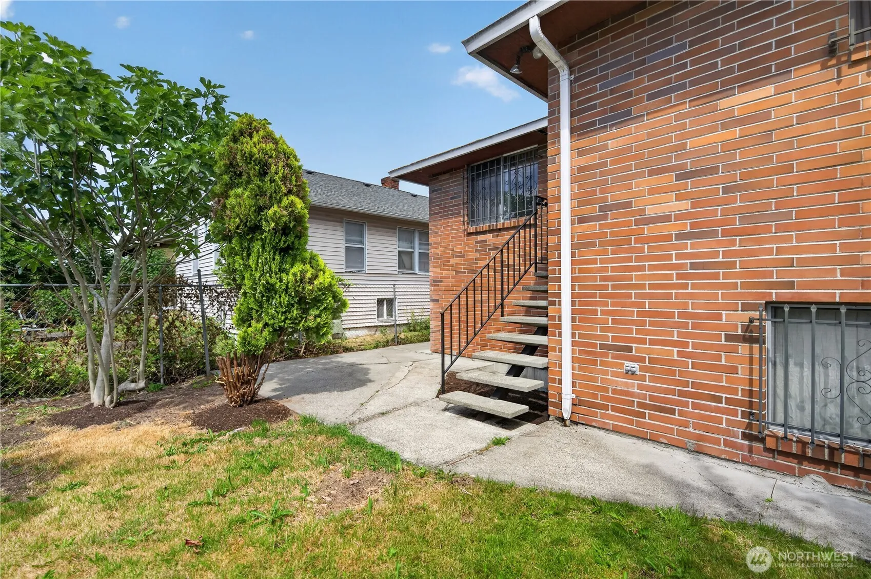 Property photo for 2715 22nd Avenue S, Seattle photo 2
