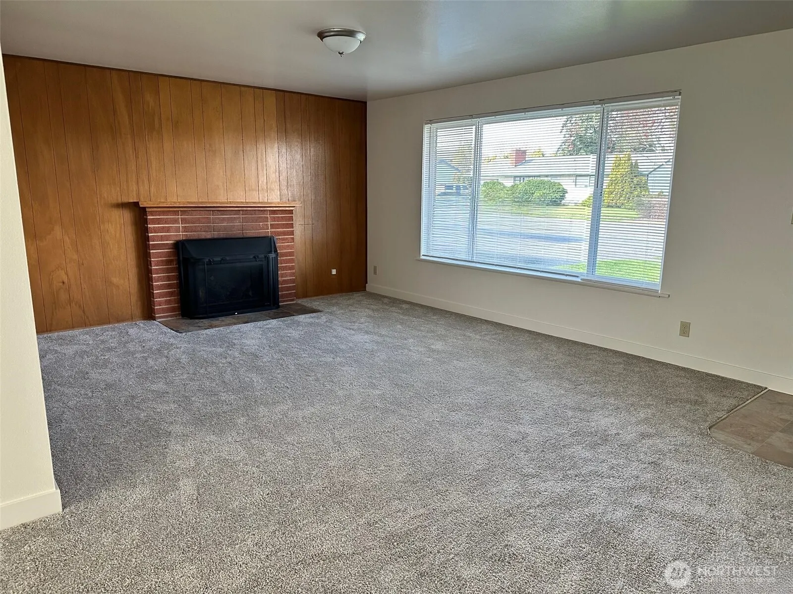 Property photo for 21 Sw 8th Avenue, Oak Harbor photo 3
