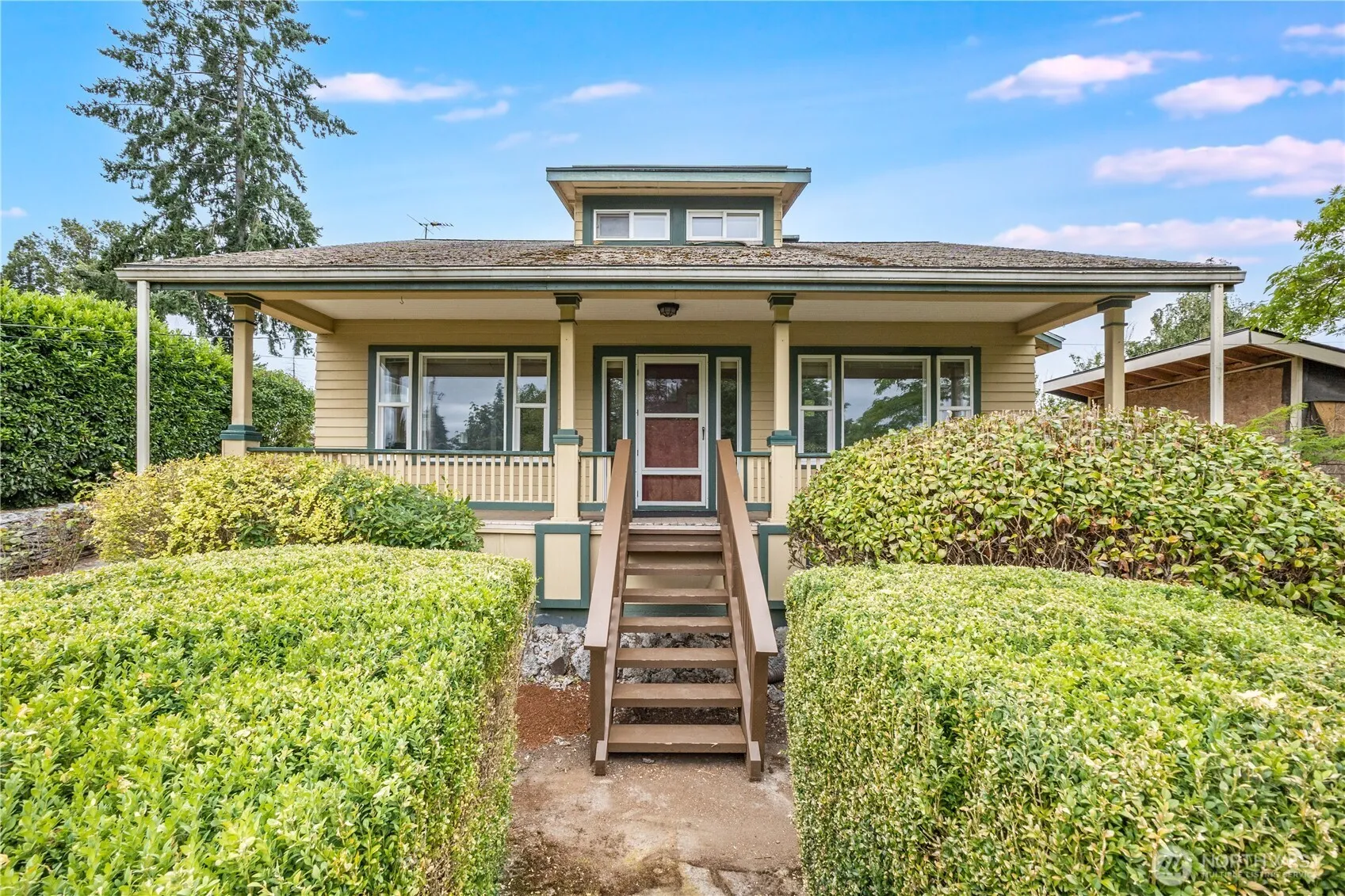 Property photo for 10115 15th Avenue S, Seattle photo 5