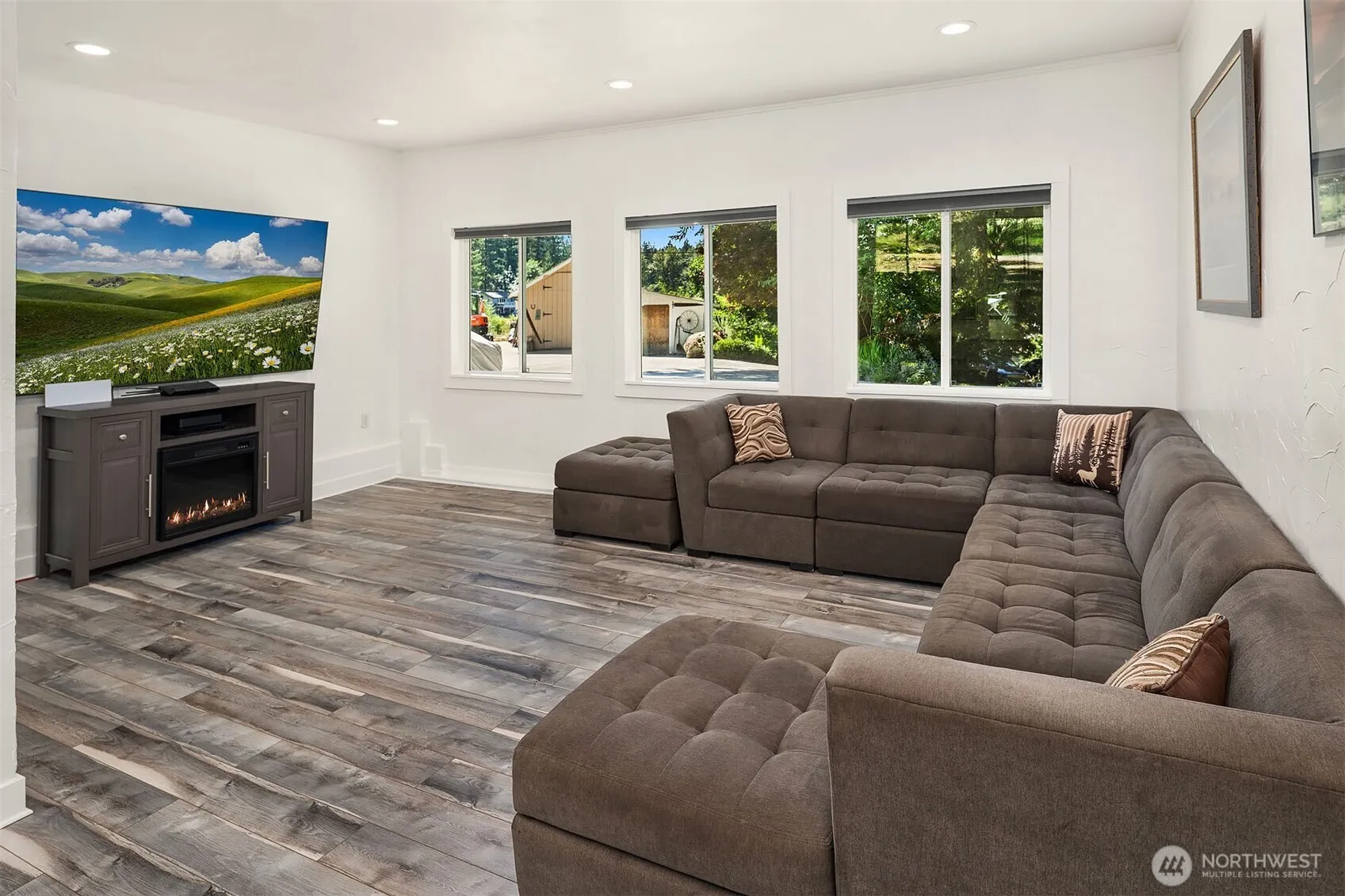 Property photo for 16530 237th Avenue Se, Issaquah