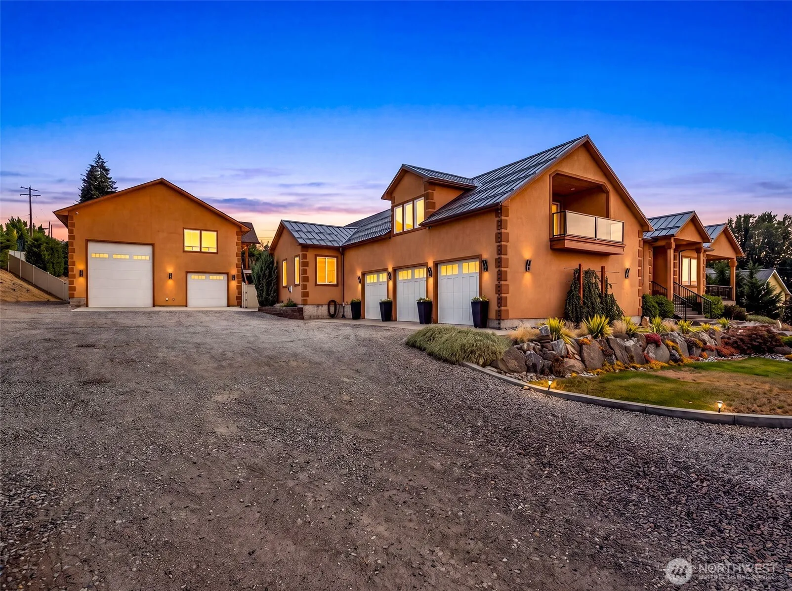 Property photo for 262 42nd Court Nw, East Wenatchee photo 3
