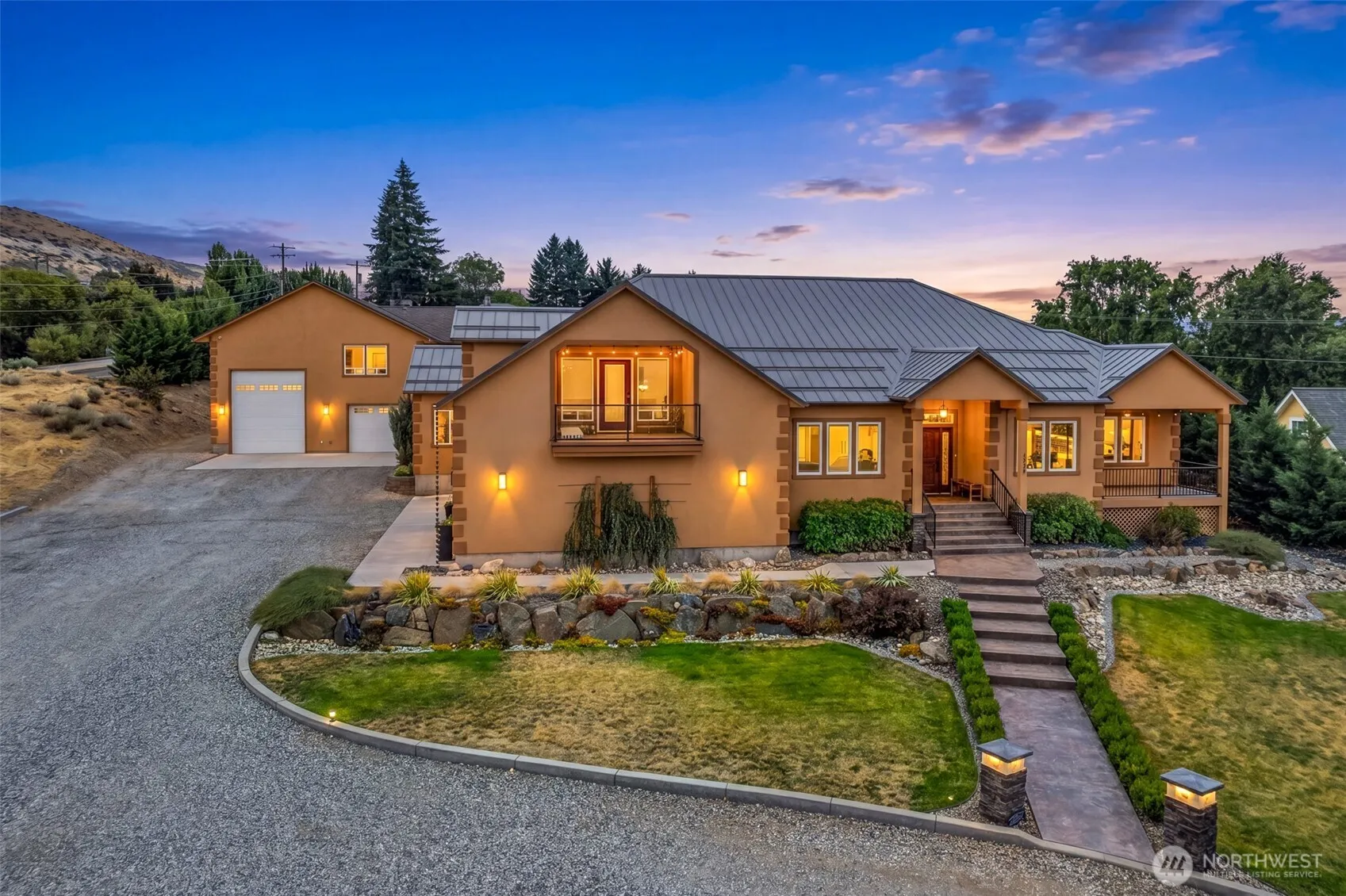Property photo for 262 42nd Court Nw, East Wenatchee