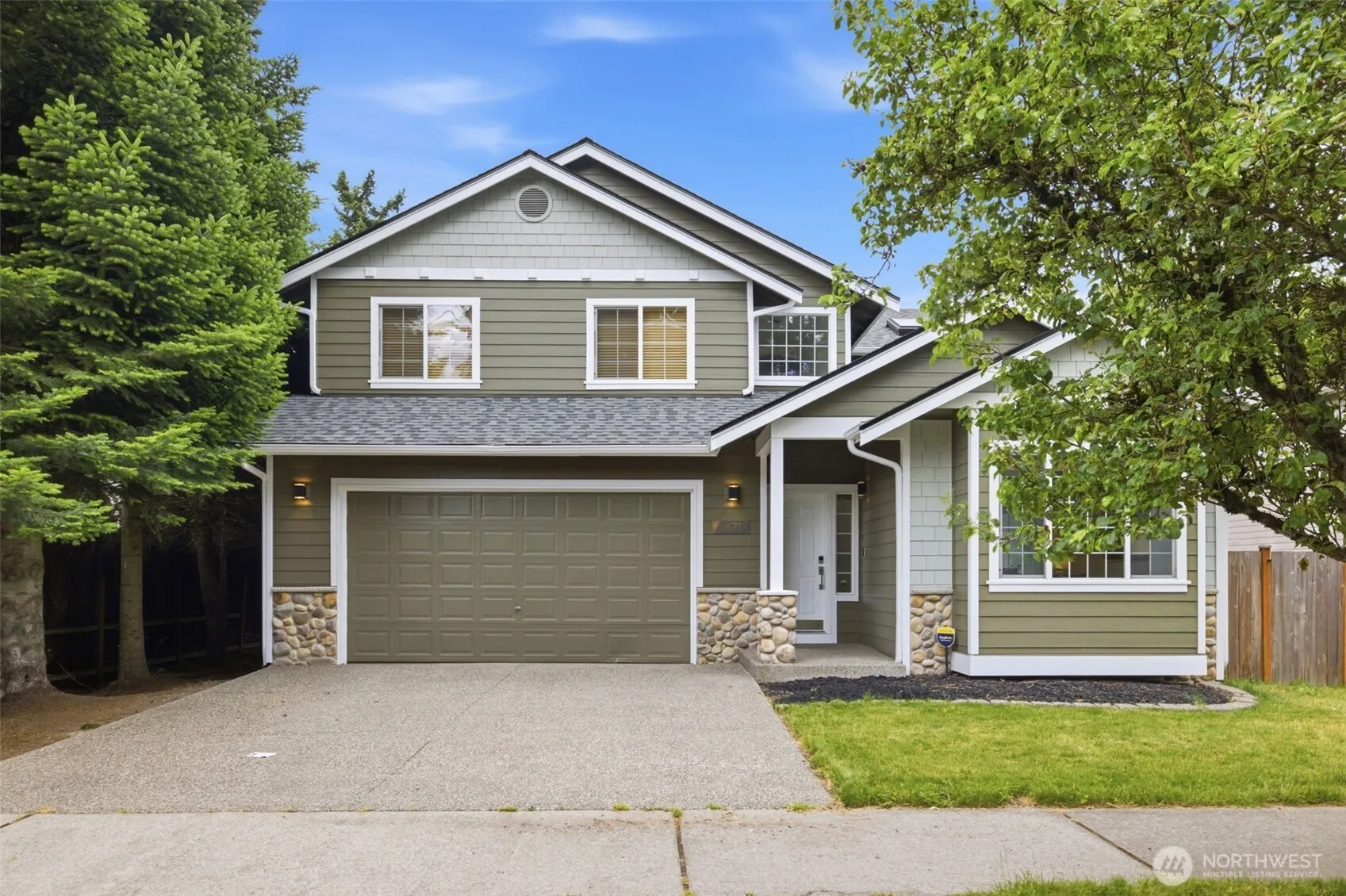 Property photo for 14717 Madison Way, Lynnwood