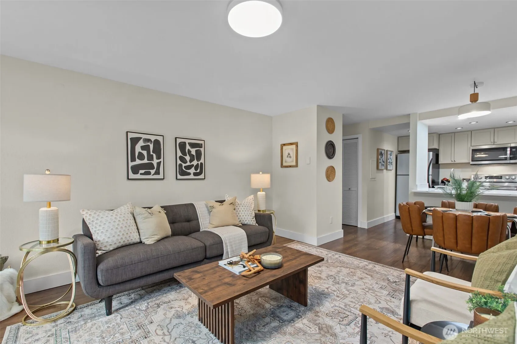 Property photo for 8800 20th Avenue Ne #b208, Seattle photo 4