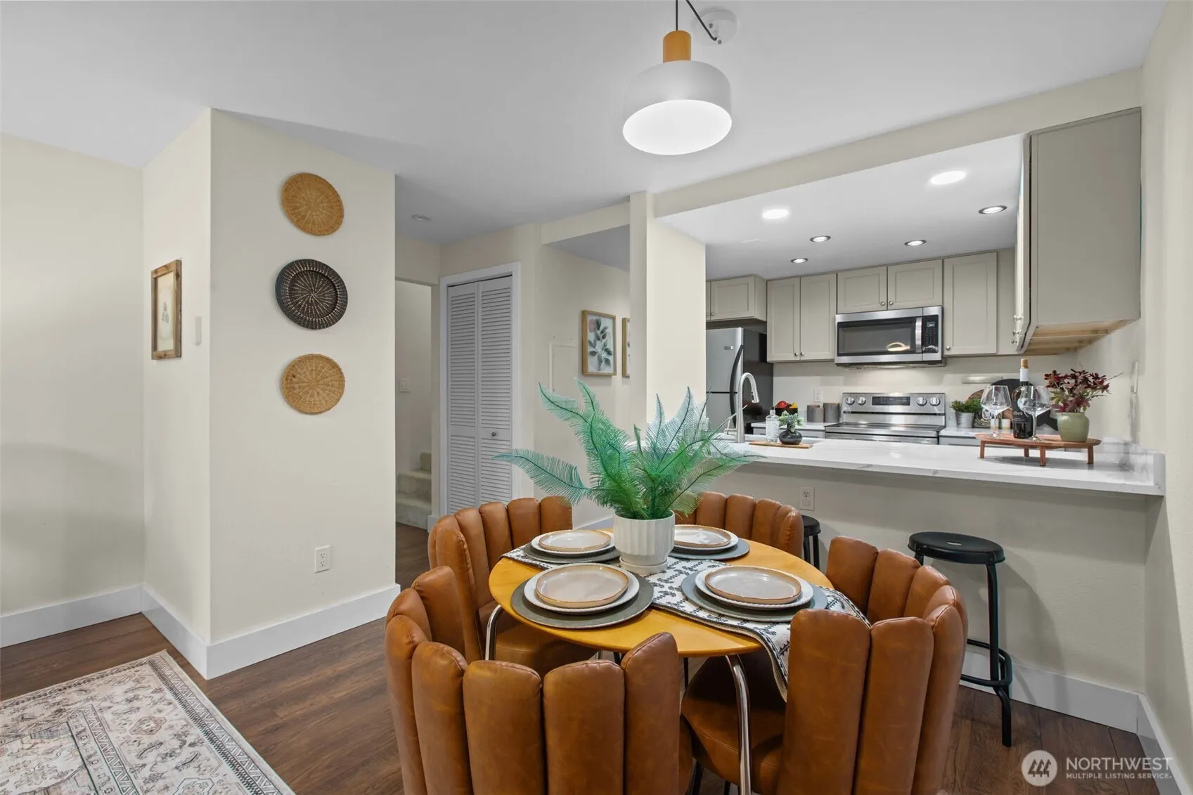 Property photo for 8800 20th Avenue Ne #b208, Seattle photo 5