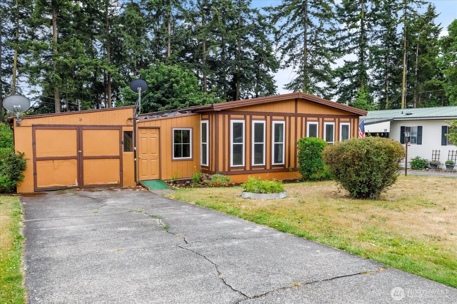 Property photo for 1361 Ne Goldie Street #16, Oak Harbor