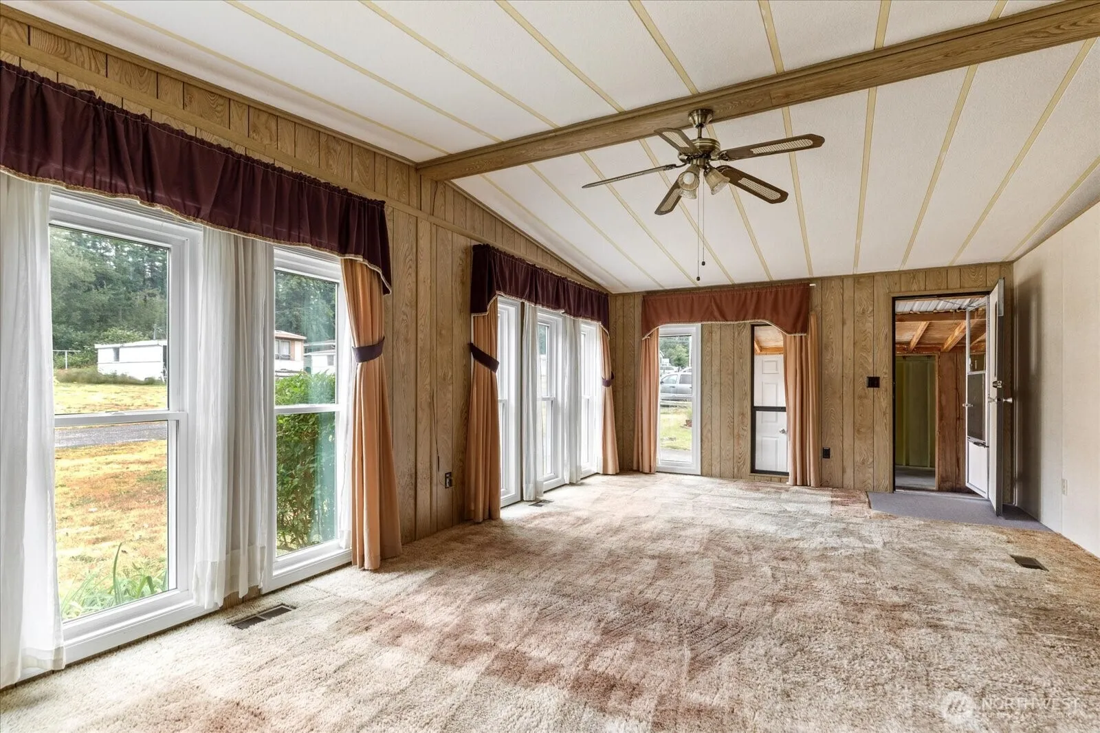 Property photo for 1361 Ne Goldie Street #16, Oak Harbor photo 4