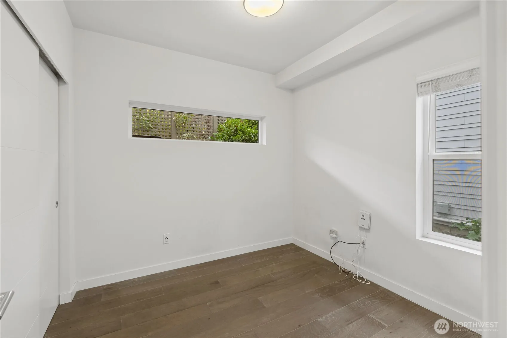 Property photo for 1017 W Crockett Street, Seattle photo 4