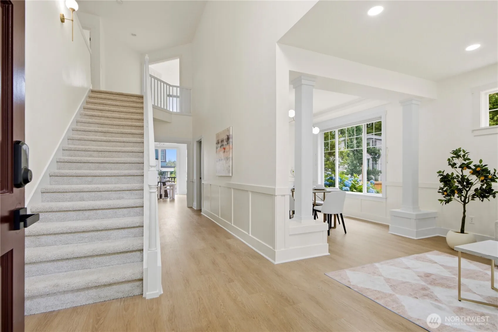 Property photo for 12516 Ne 90th Street, Kirkland photo 3