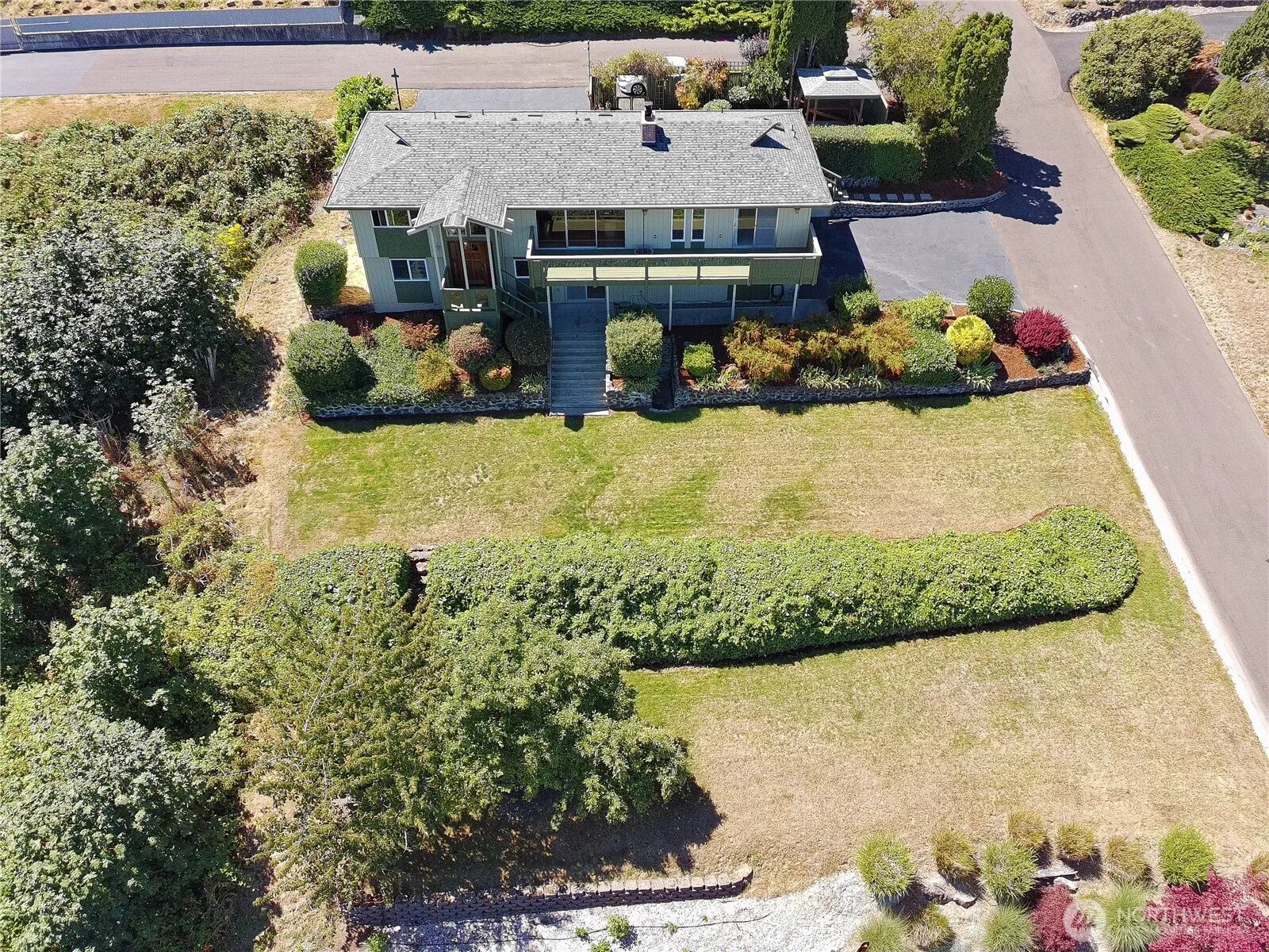 Property photo for 7912 Se Puget Heights Lane, Port Orchard photo 2