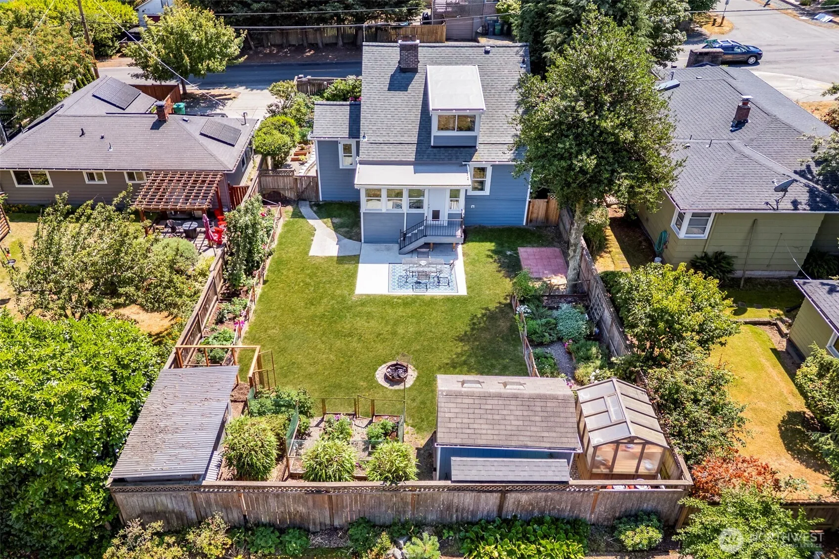 Property photo for 610 N 125th Street, Seattle