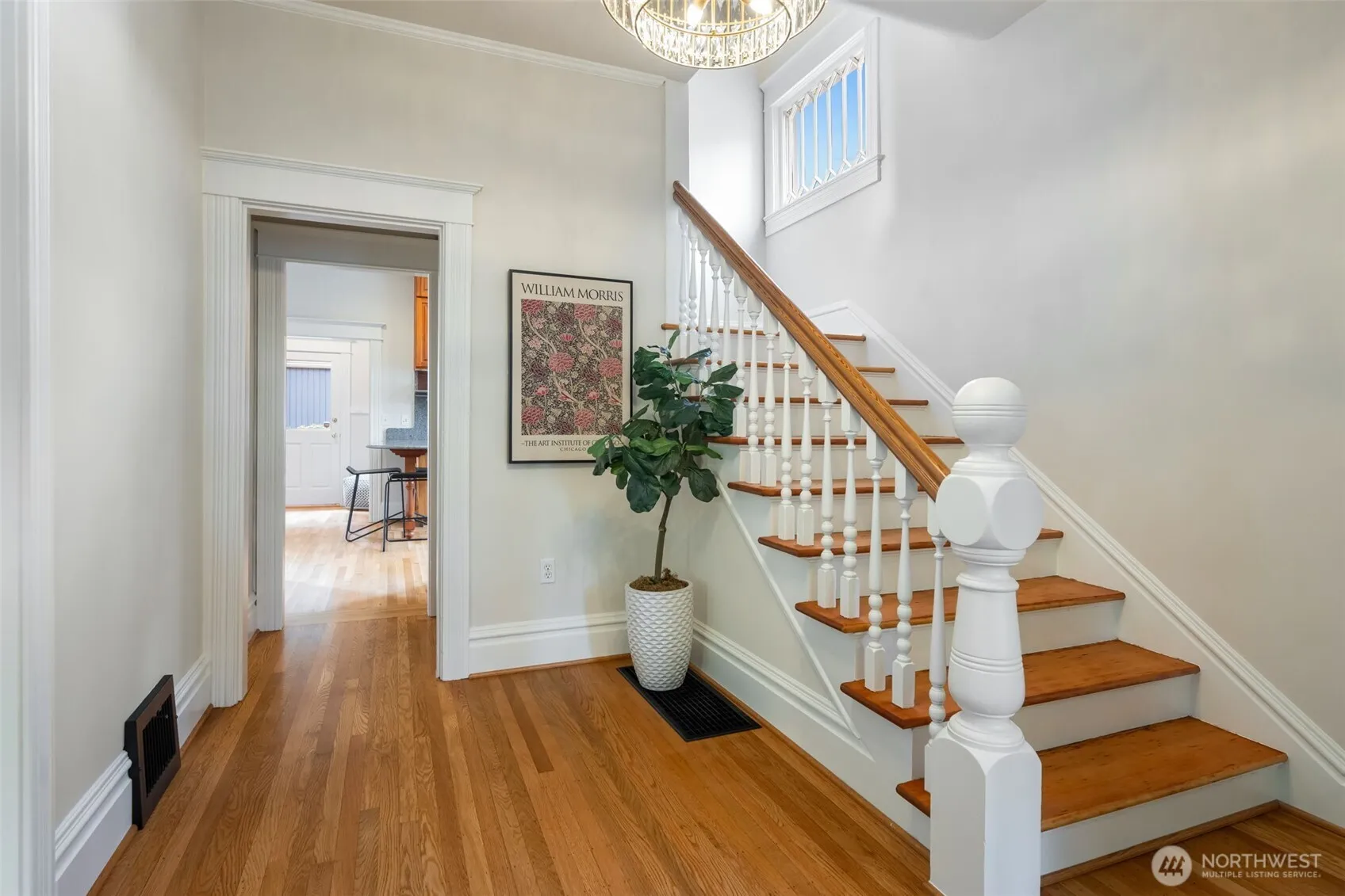 Property photo for 1715 E Mercer Street, Seattle photo 3