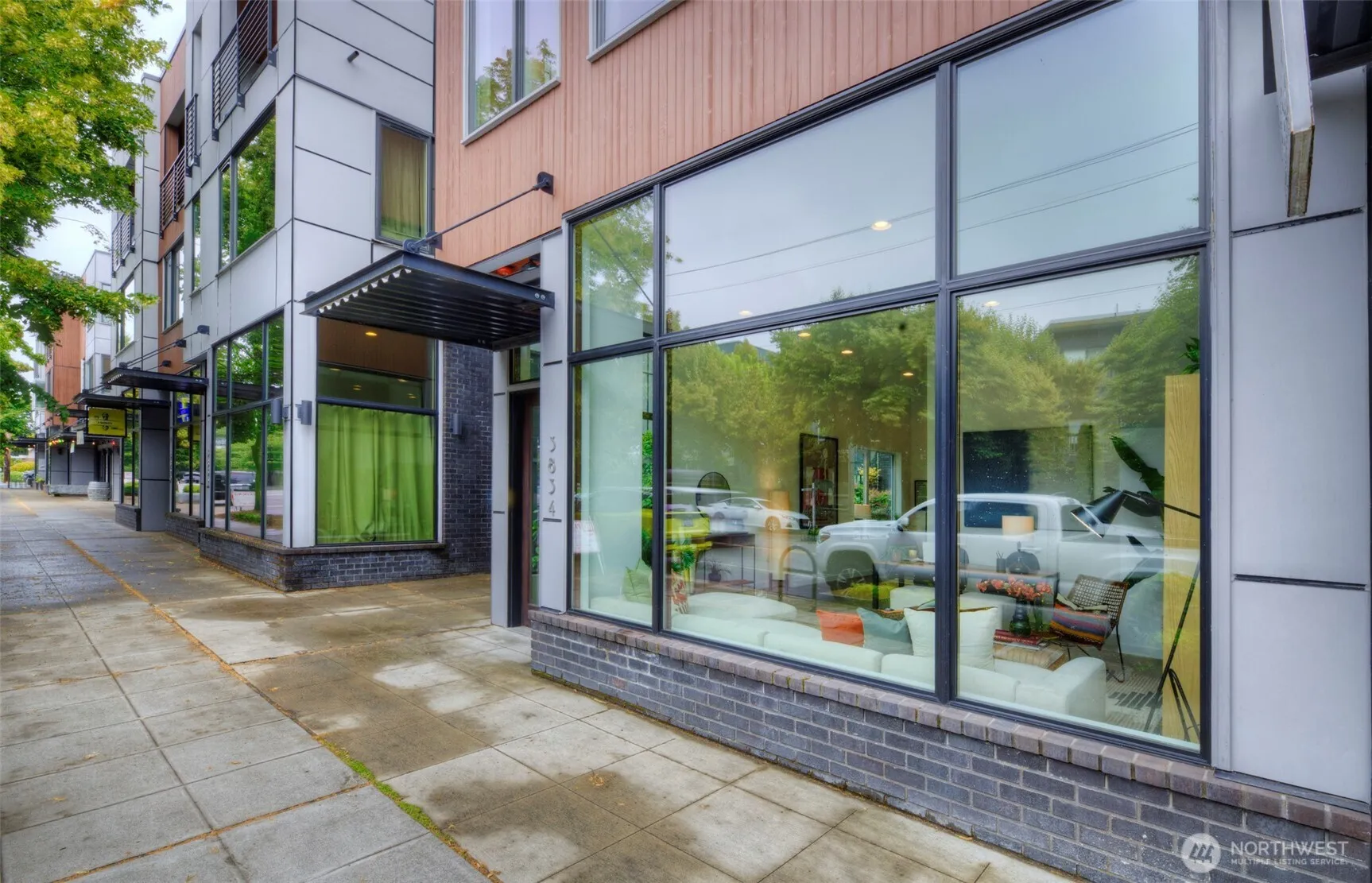 Property photo for 3834 California Avenue Sw, Seattle photo 4