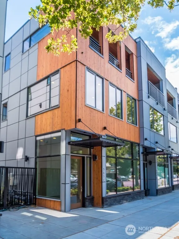 Property photo for 3834 California Avenue Sw, Seattle