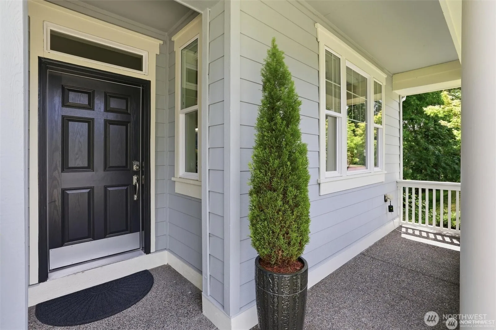 Property photo for 15324 128th Avenue Ne, Woodinville photo 2