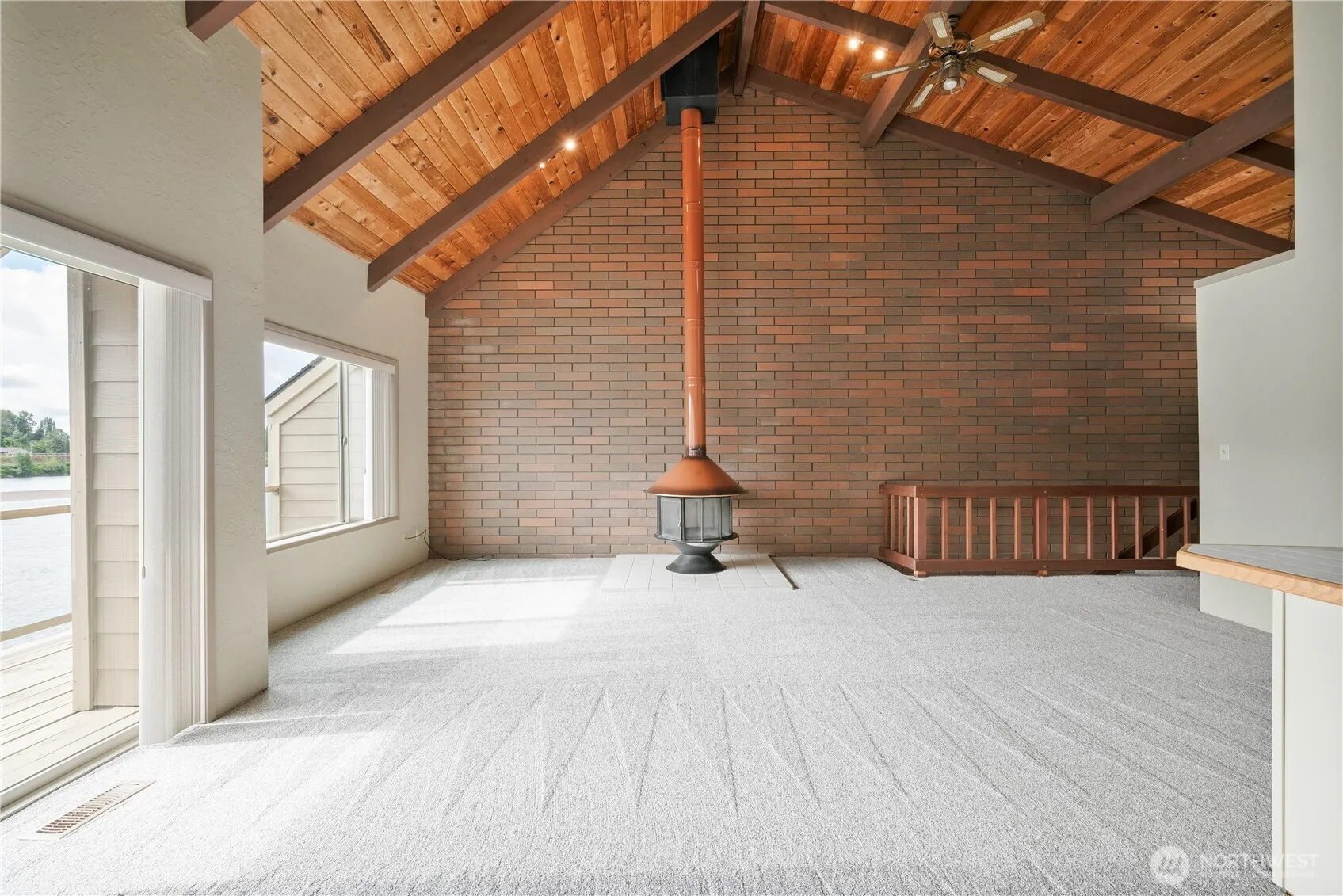 Property photo for 1310 River Road #2, Longview photo 3