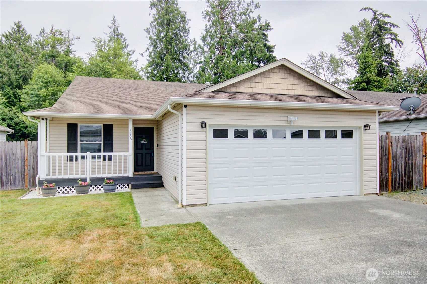 Property photo for 3205 Arbor Street, Mount Vernon